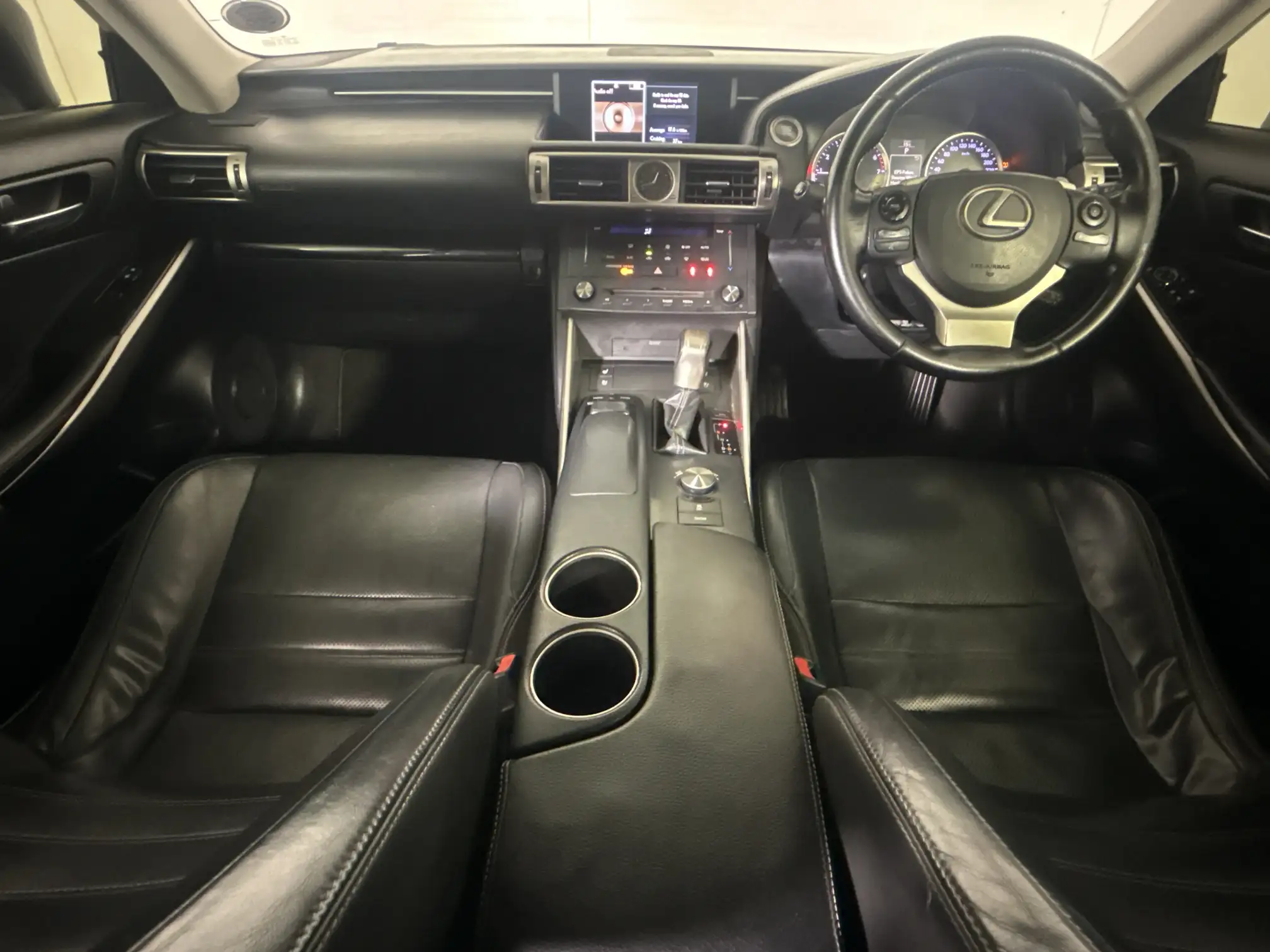Lexus IS