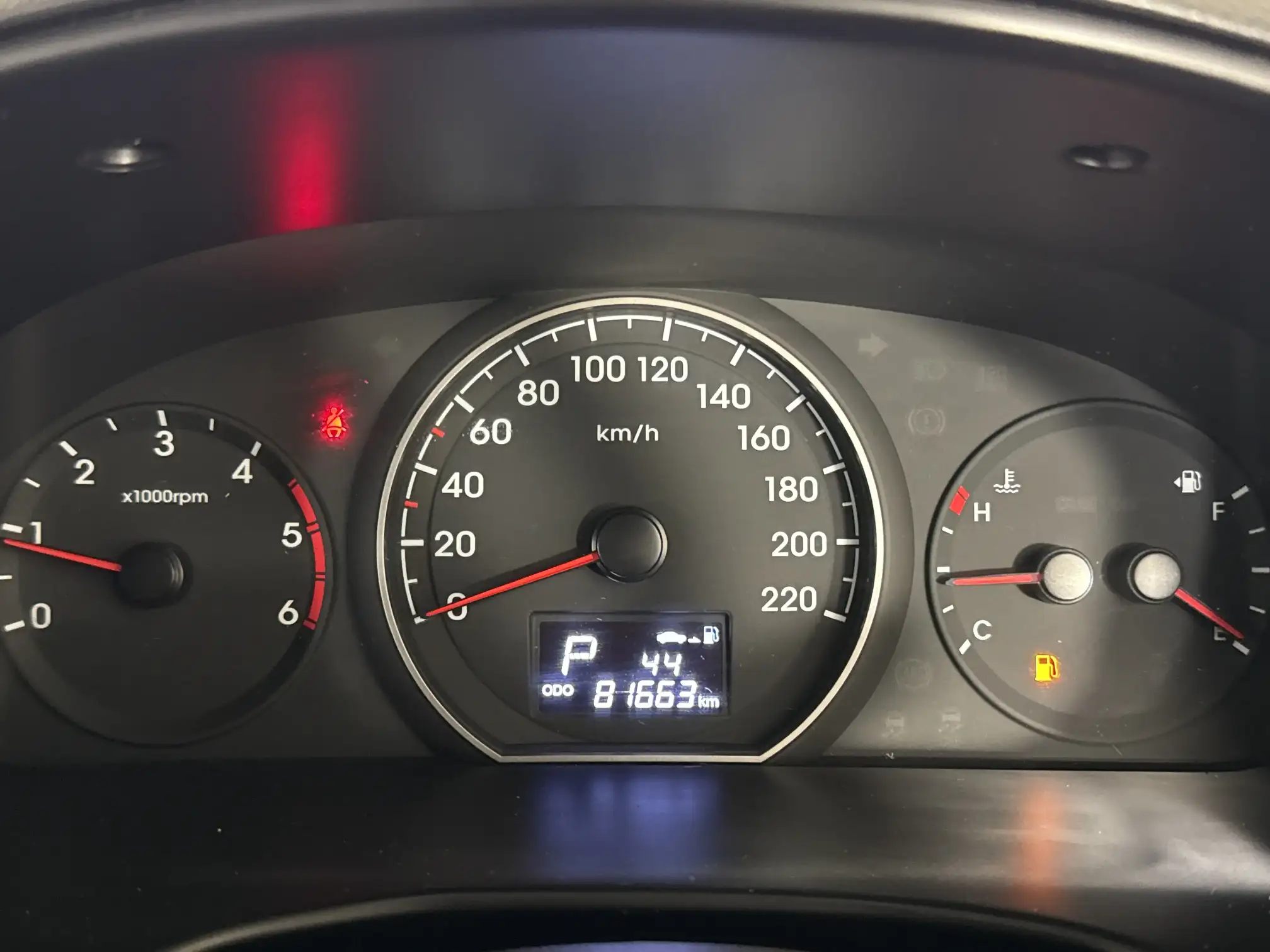Hyundai H-1
