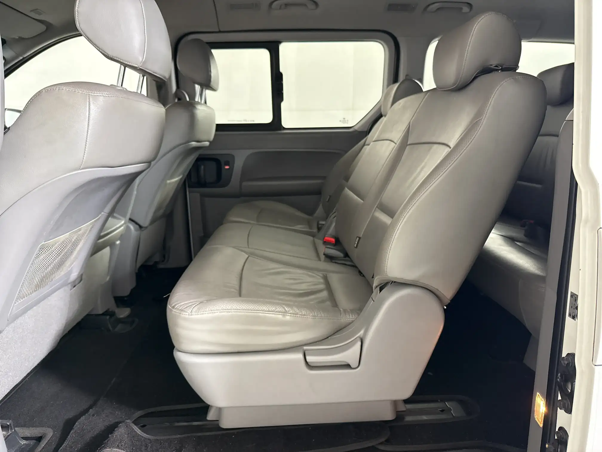 Hyundai H-1