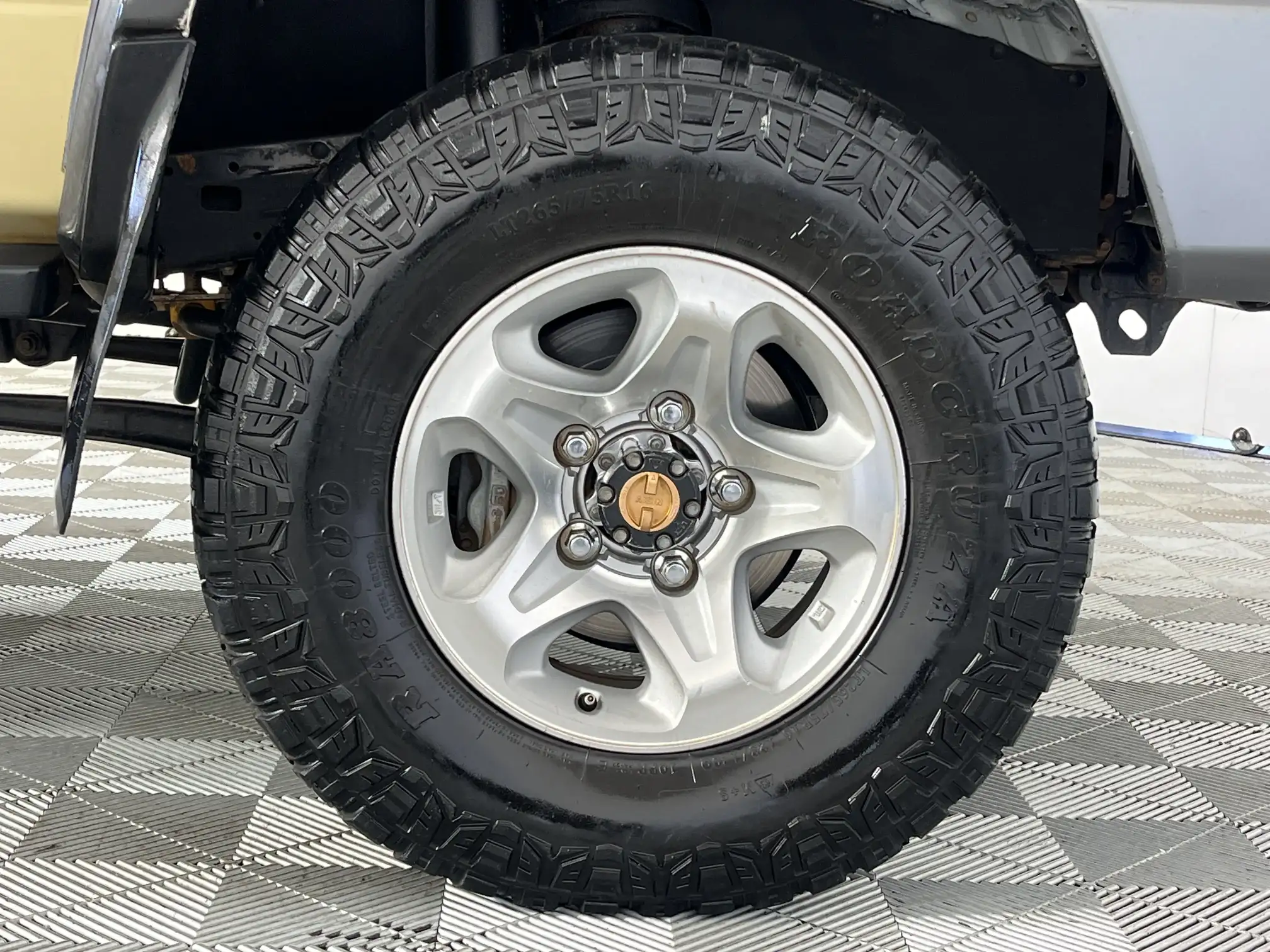 Toyota Land Cruiser