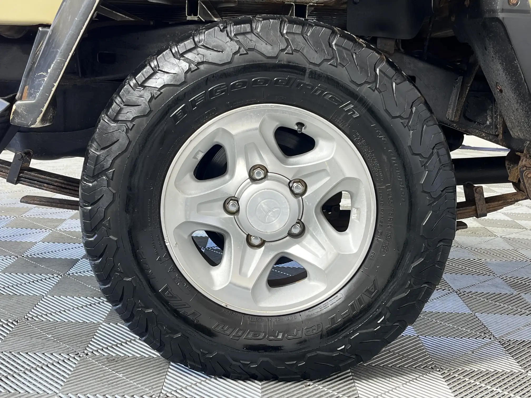 Toyota Land Cruiser