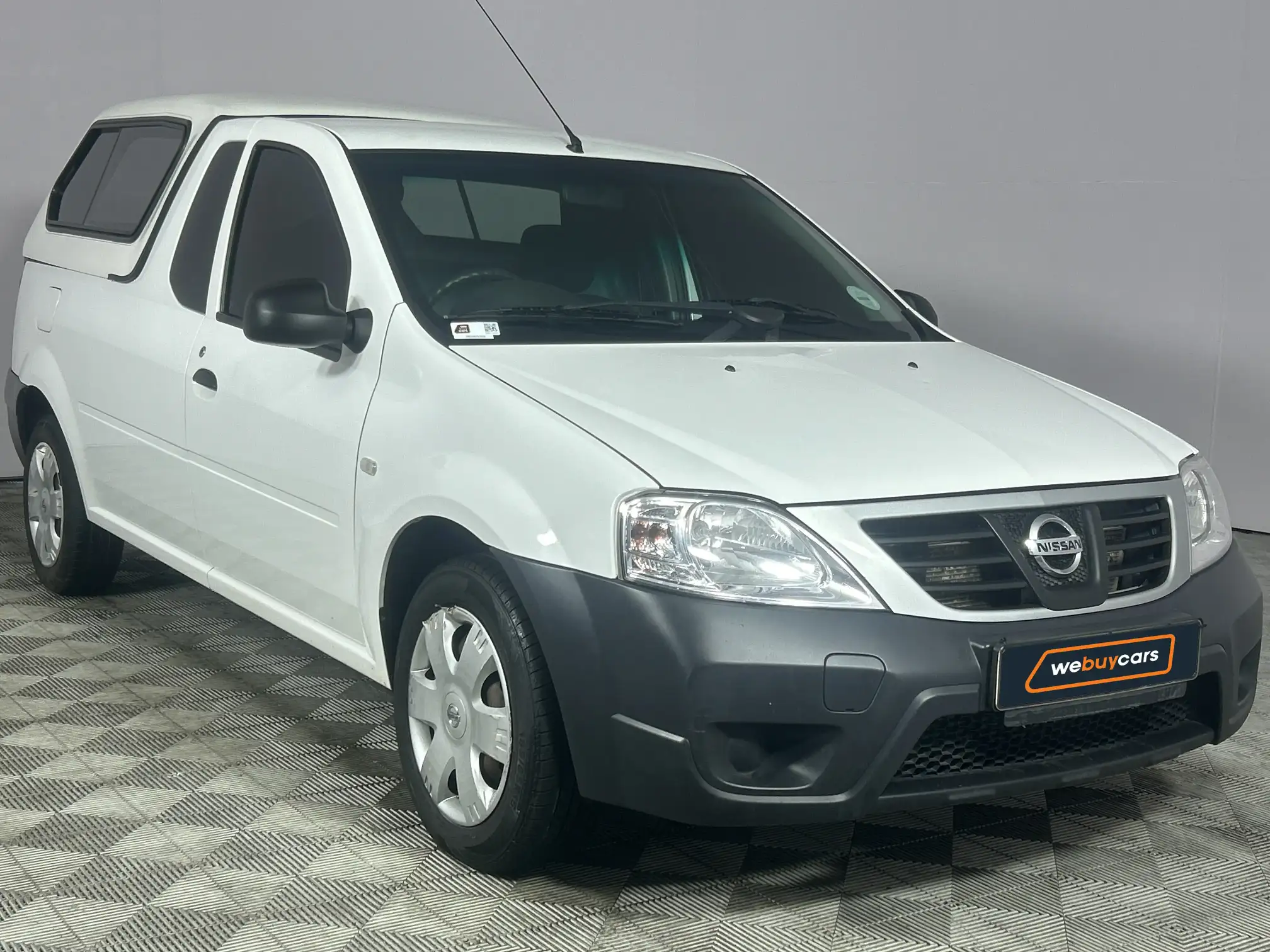 Nissan NP200
