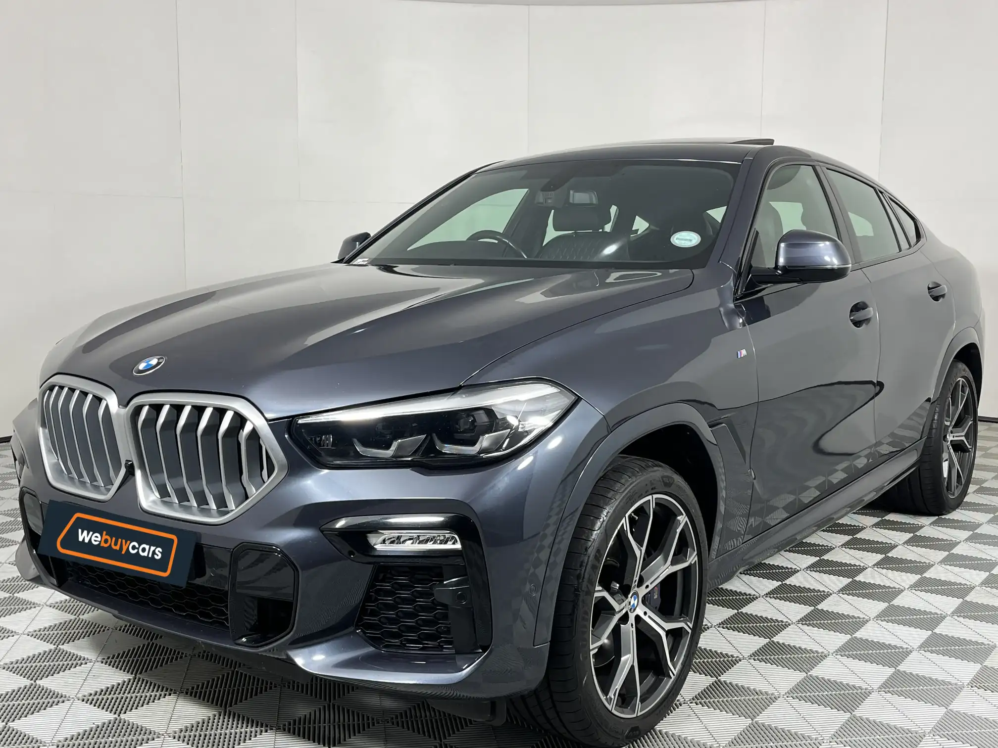 2021 BMW X6