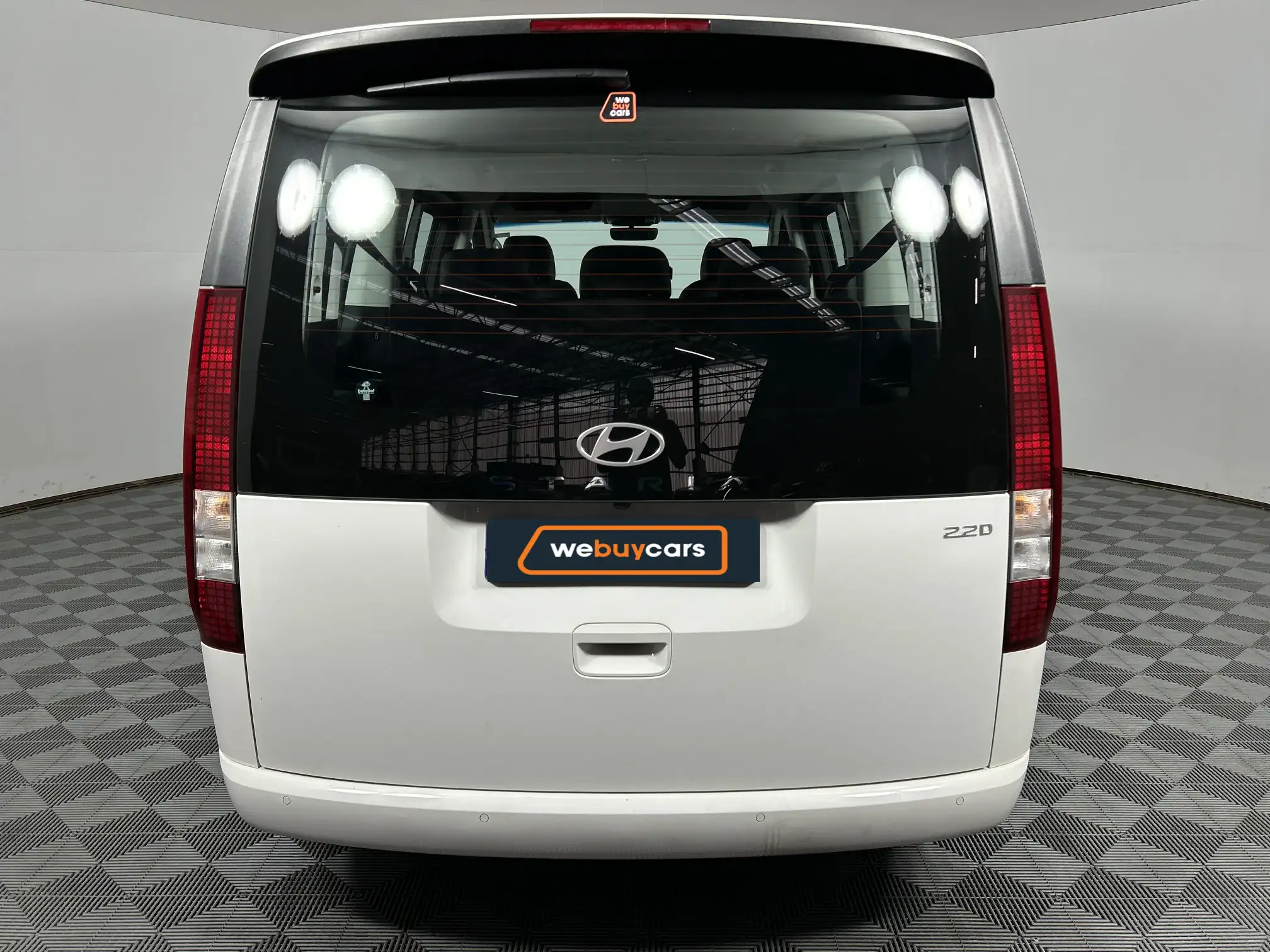Hyundai Staria