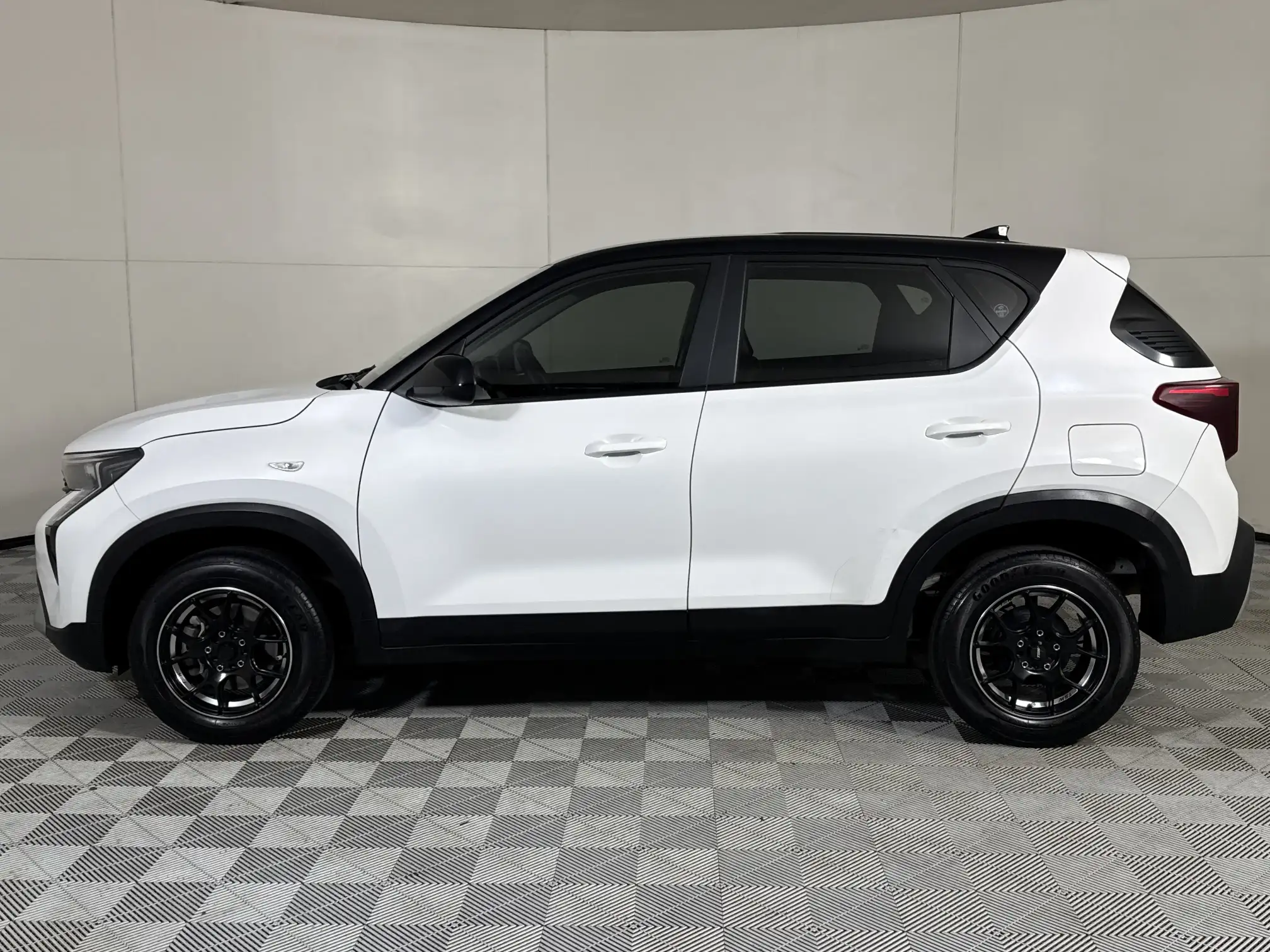 KIA Sonet