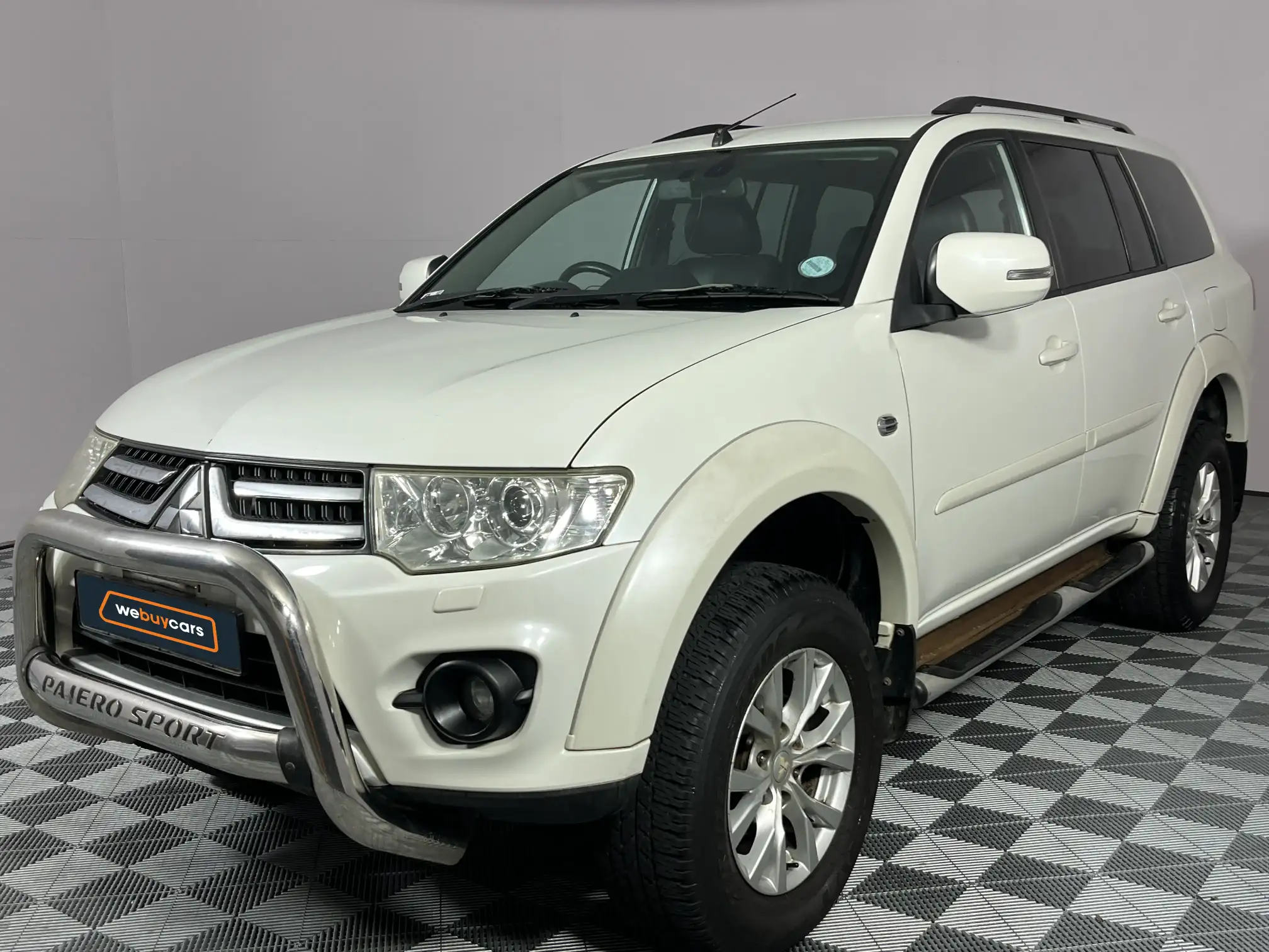 2013 Mitsubishi Pajero Sport