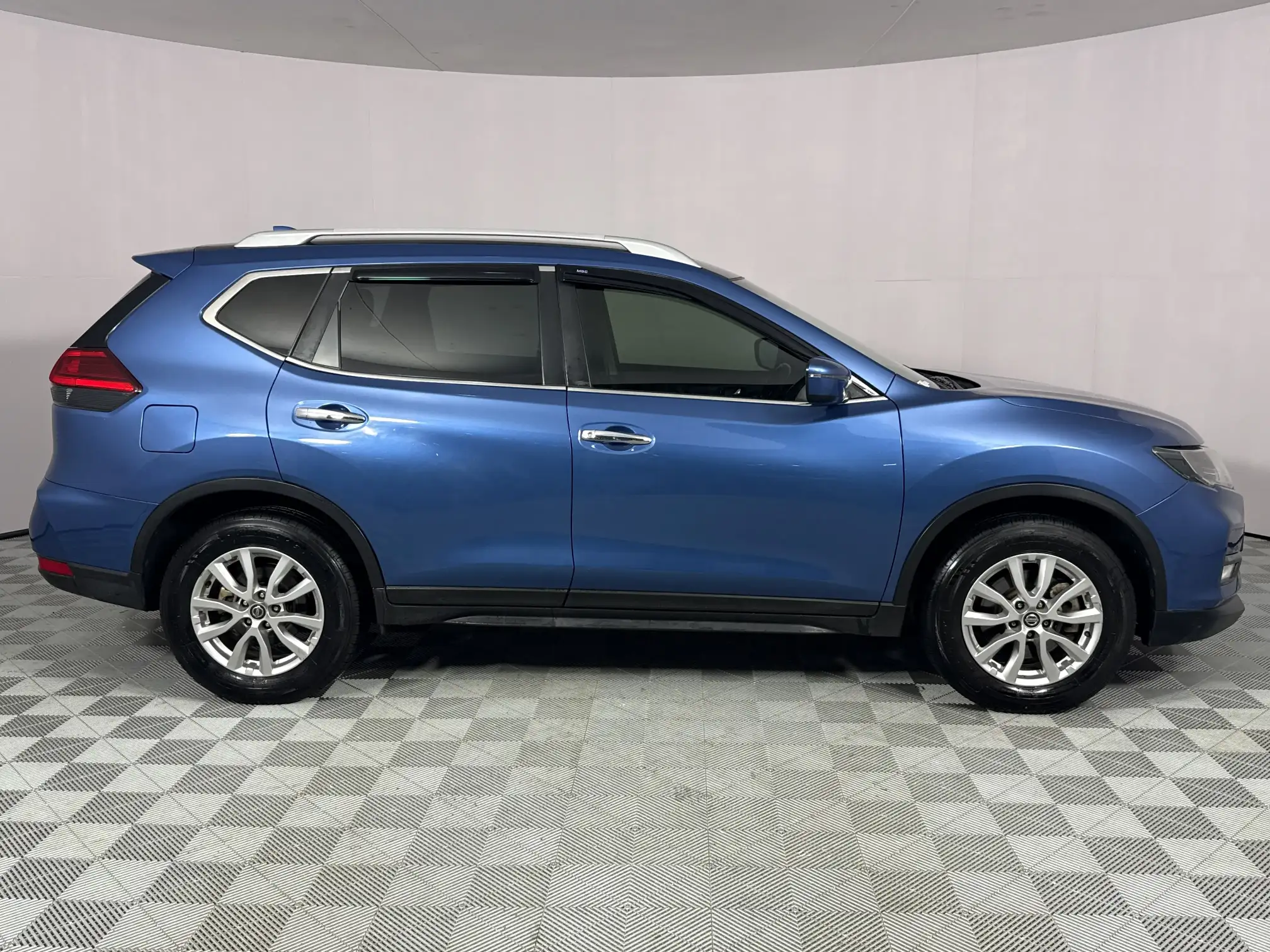 Nissan X Trail