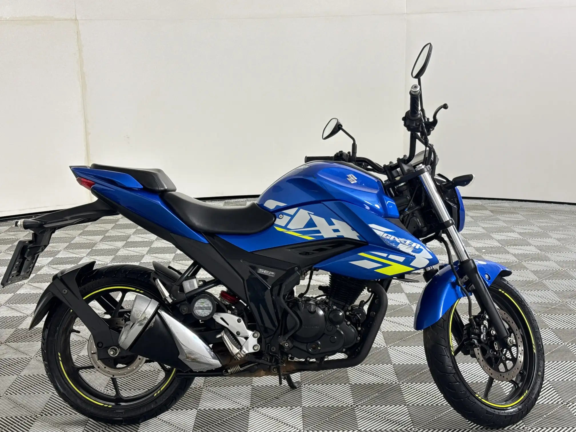 Suzuki GSX