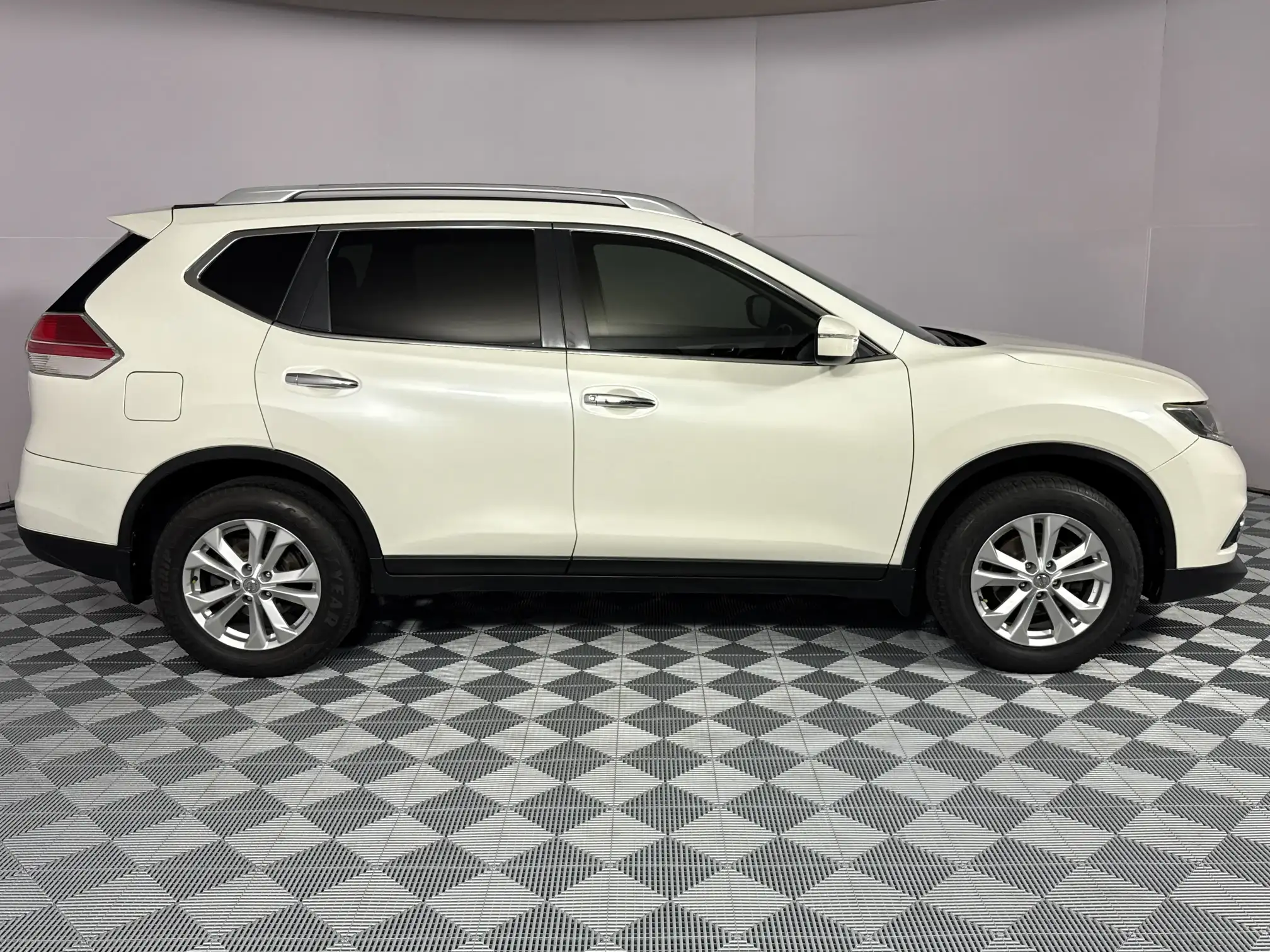 Nissan X Trail