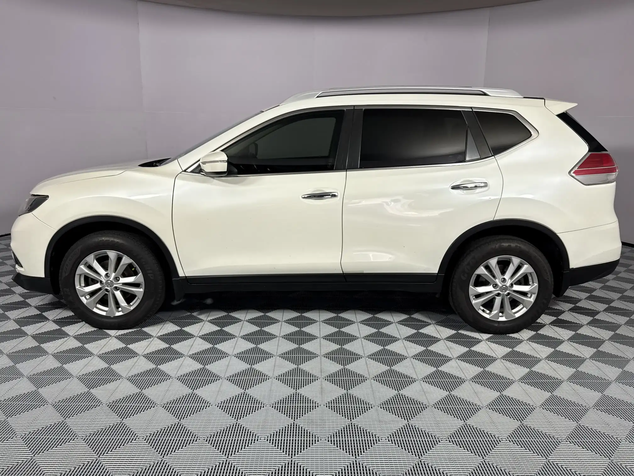 Nissan X Trail