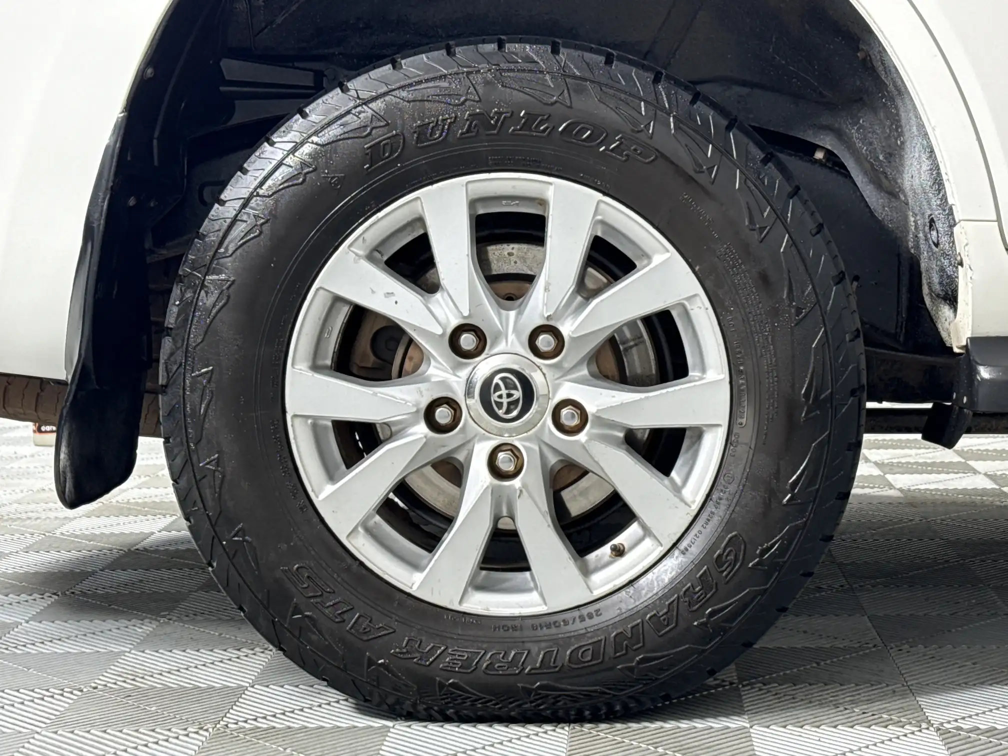 Toyota Land Cruiser