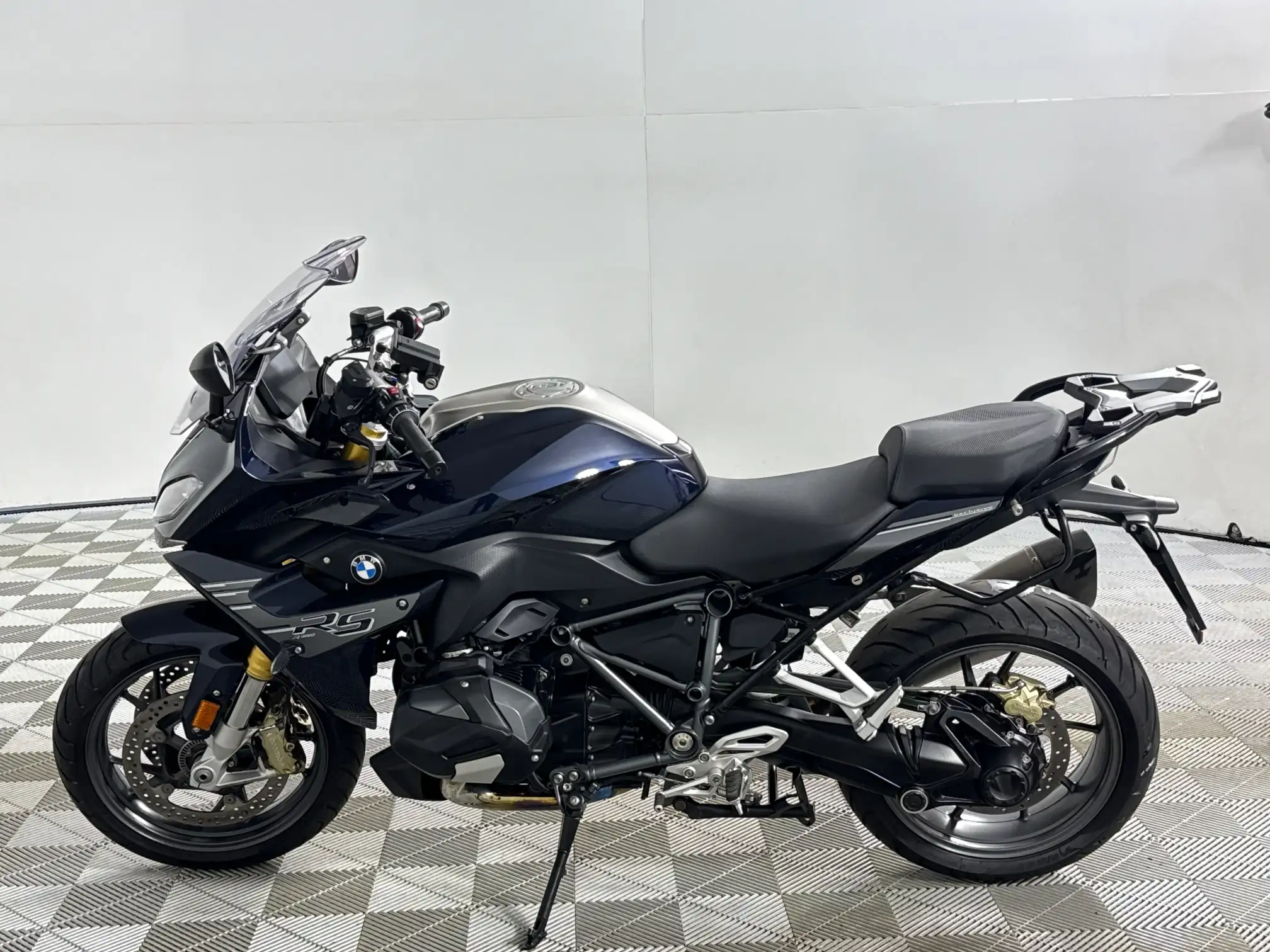 BMW R Series
