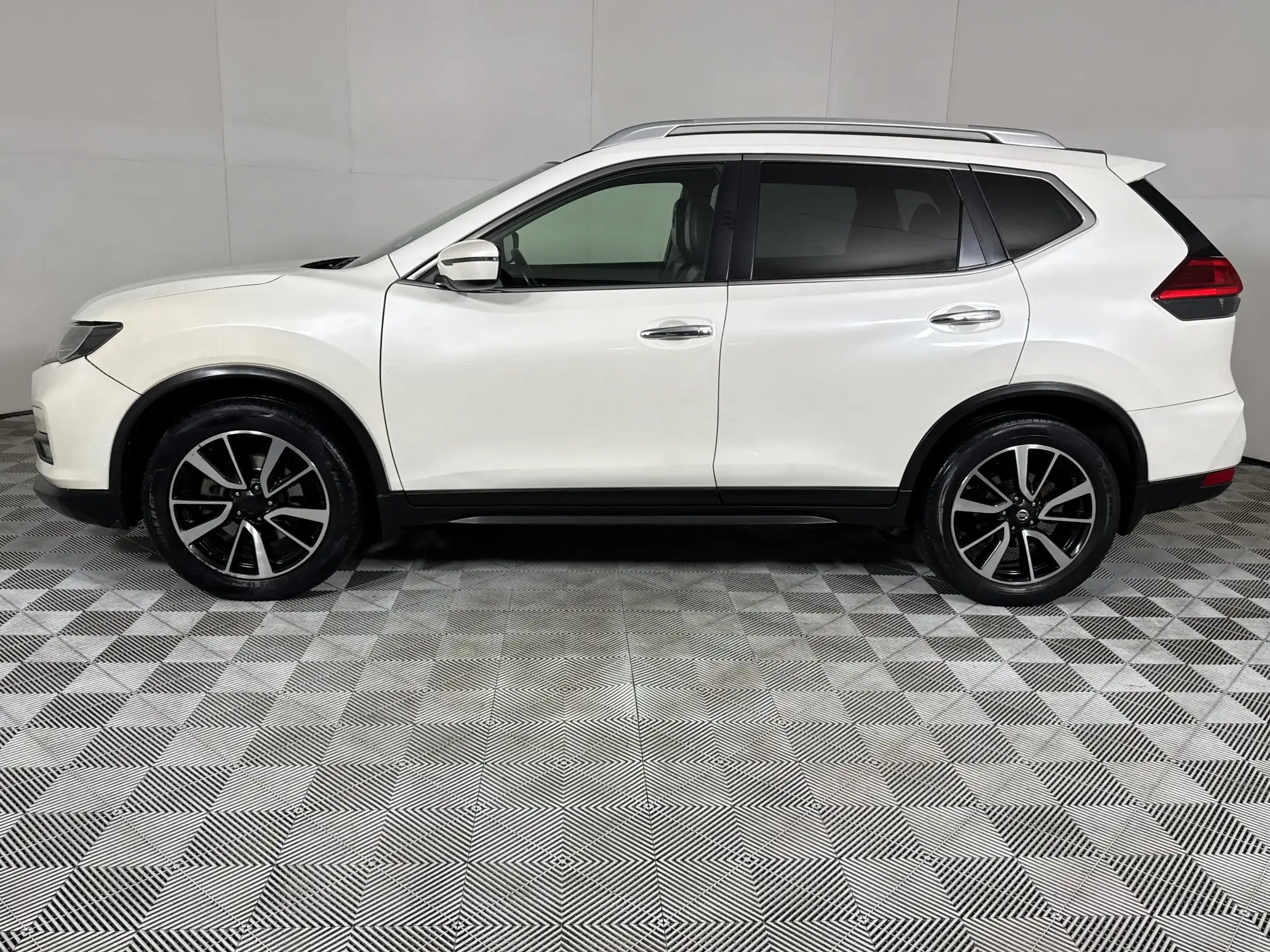 Nissan X Trail
