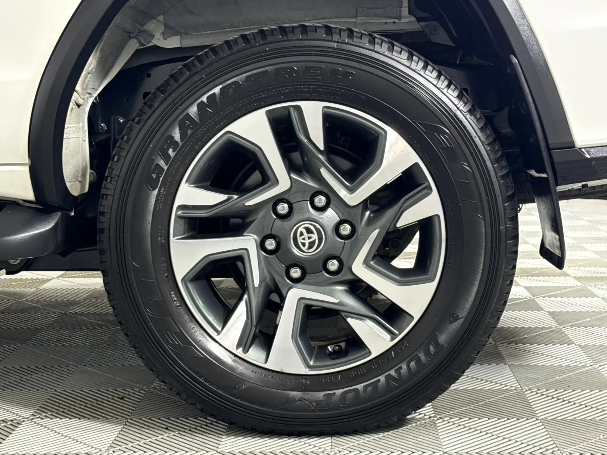 Toyota Fortuner