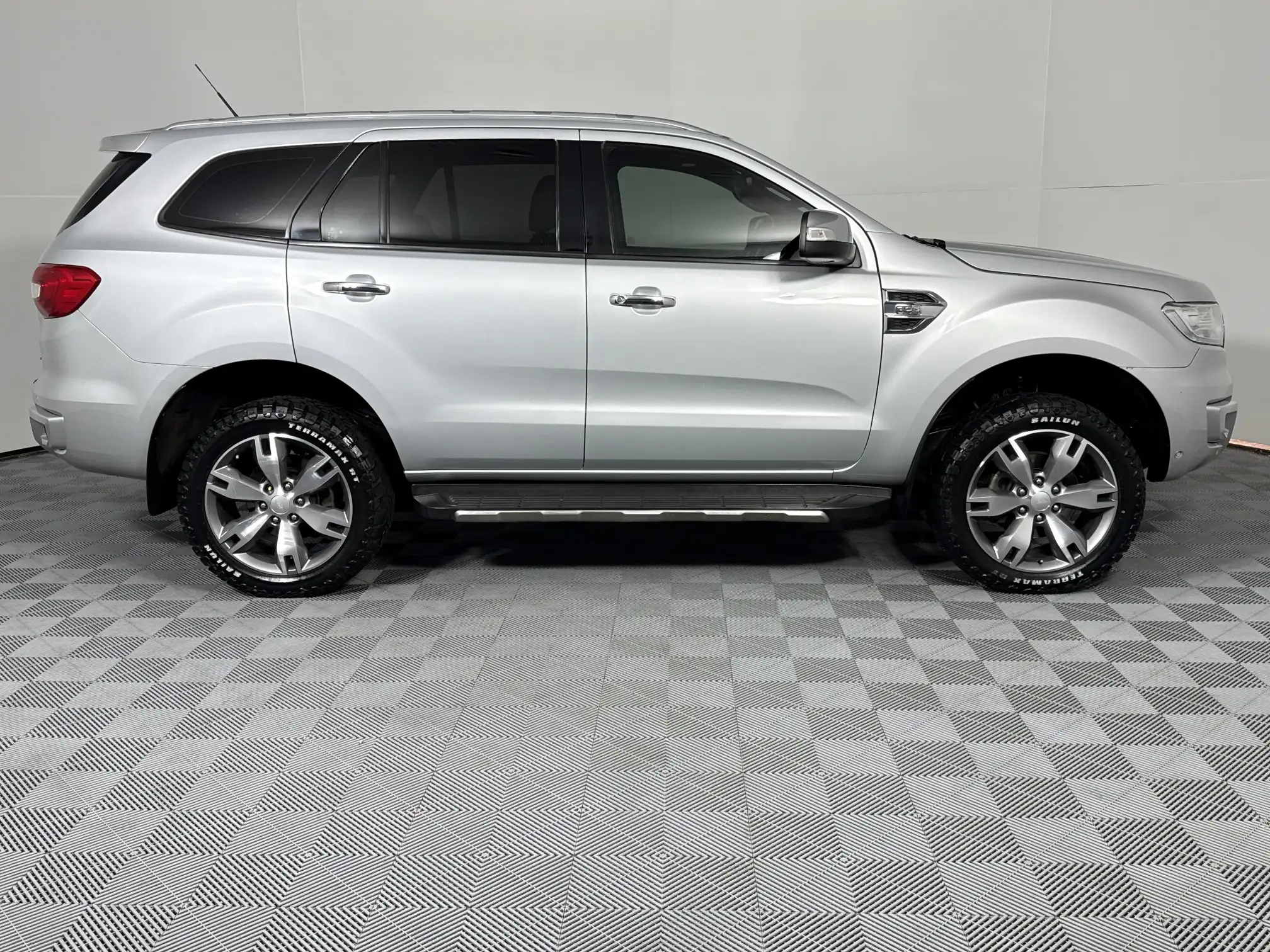 Ford Everest
