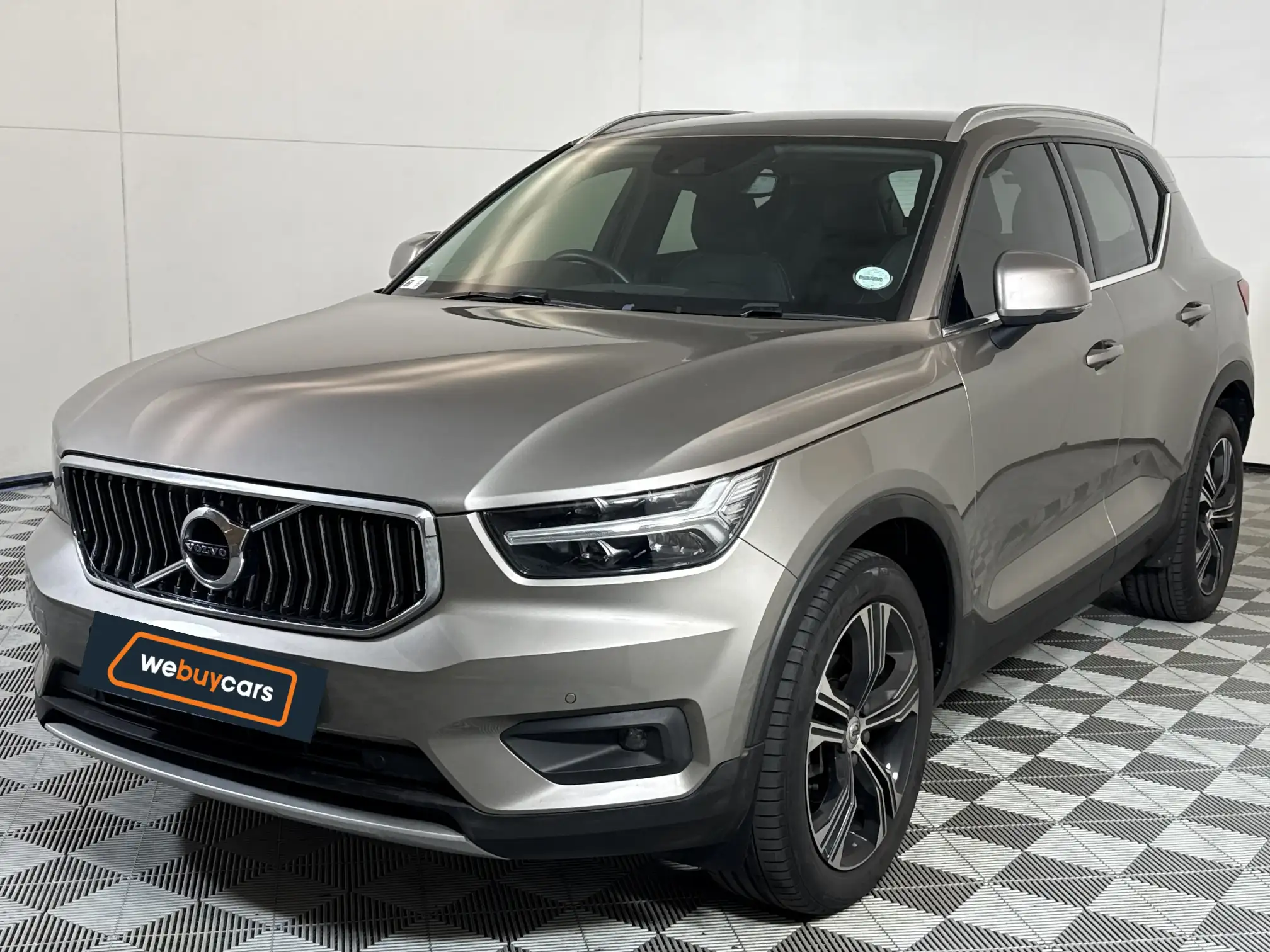 2022 Volvo Xc40