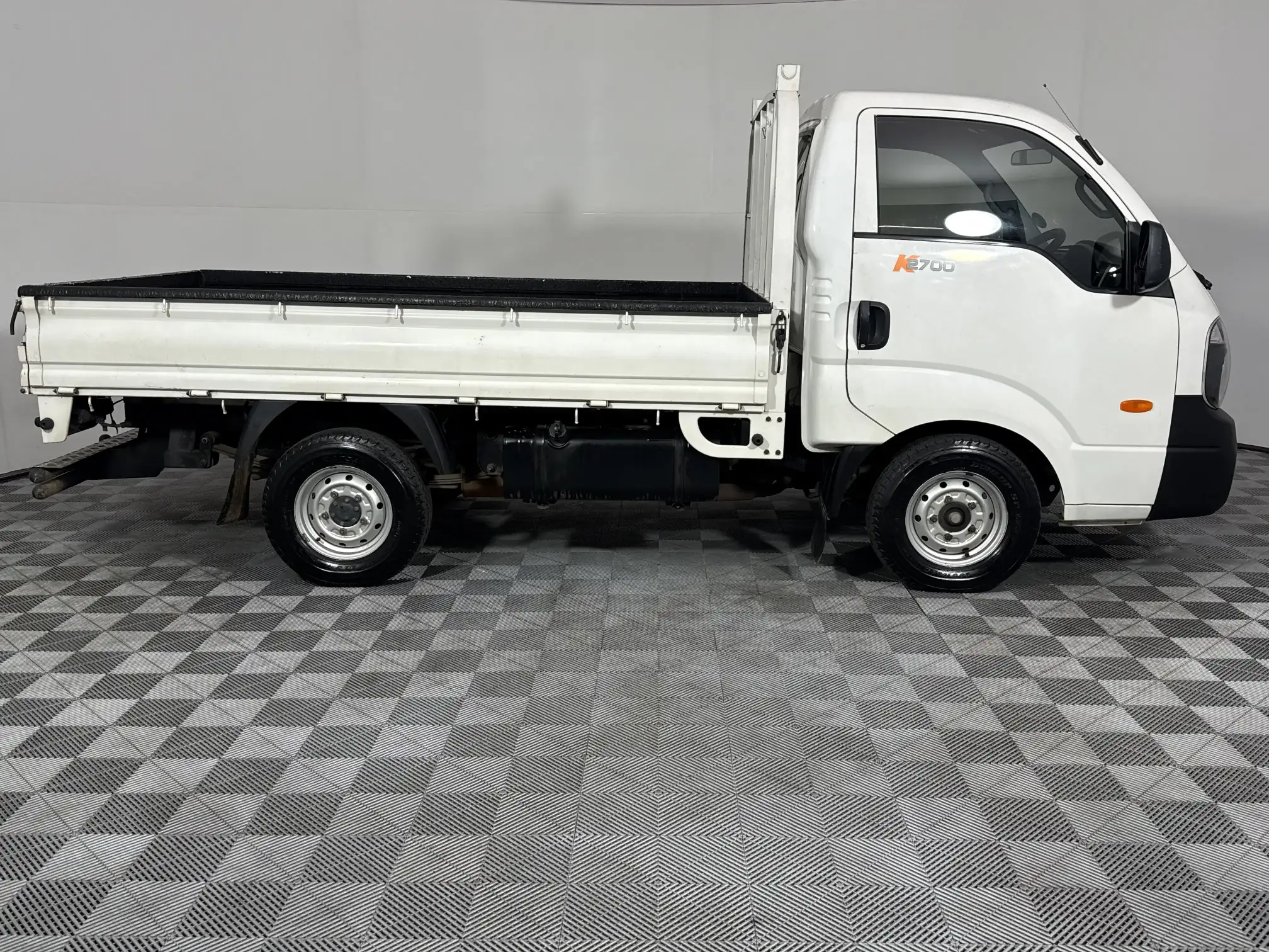 KIA K 2700