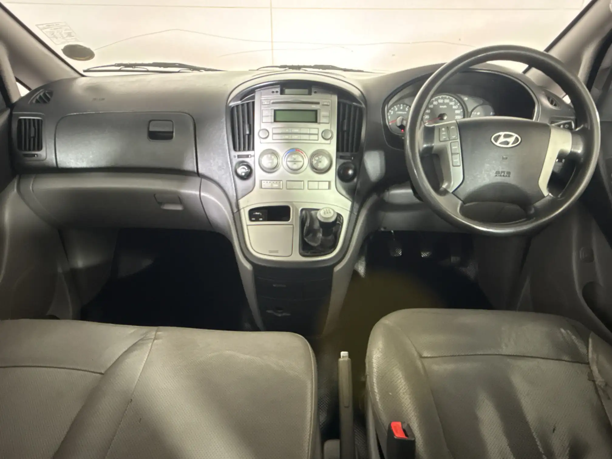 Hyundai H-1
