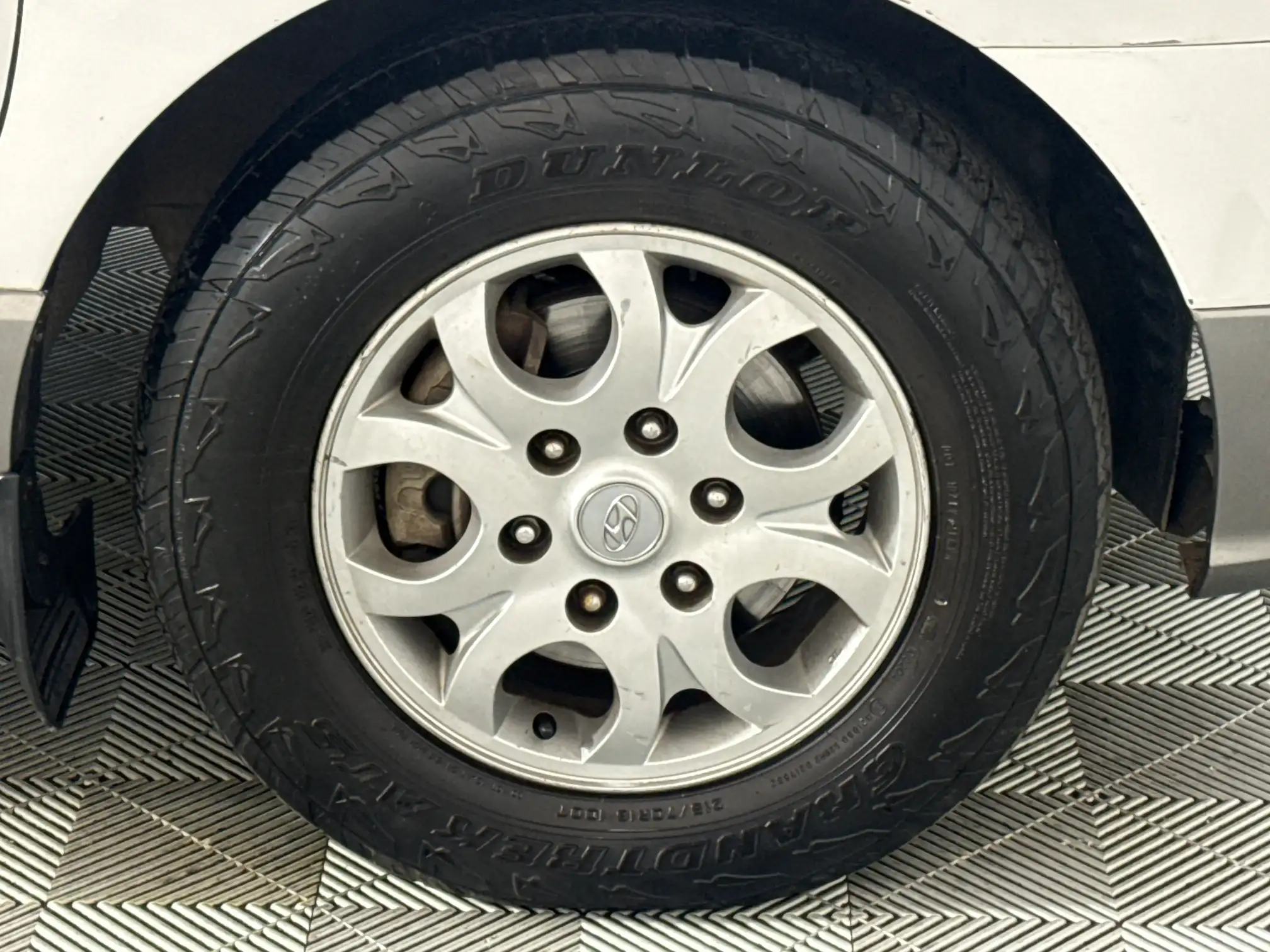 Hyundai H-1