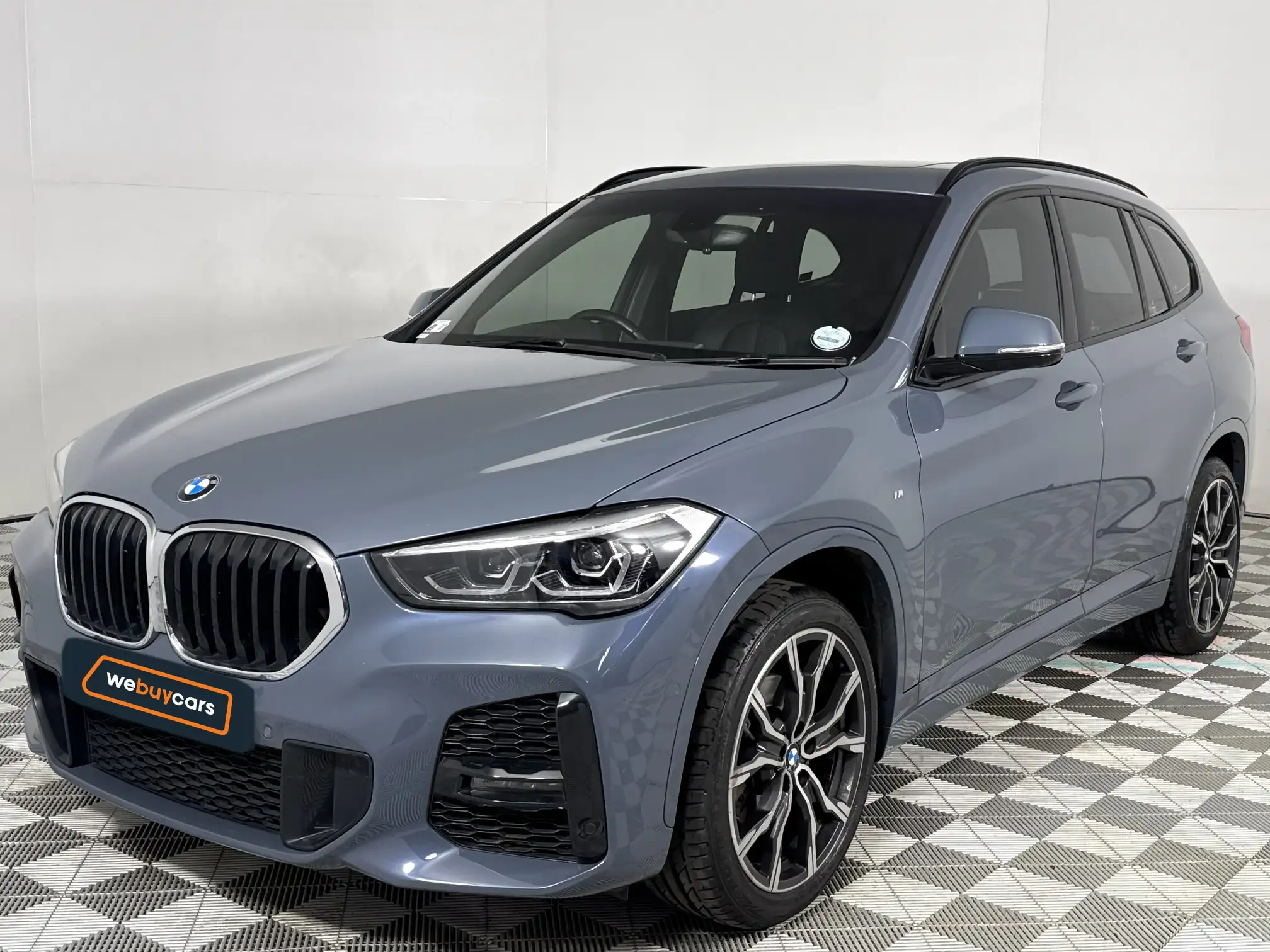 2022 BMW X1