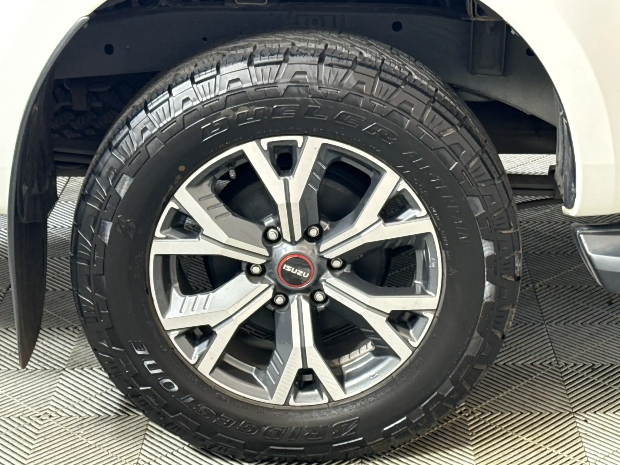 Isuzu D-MAX