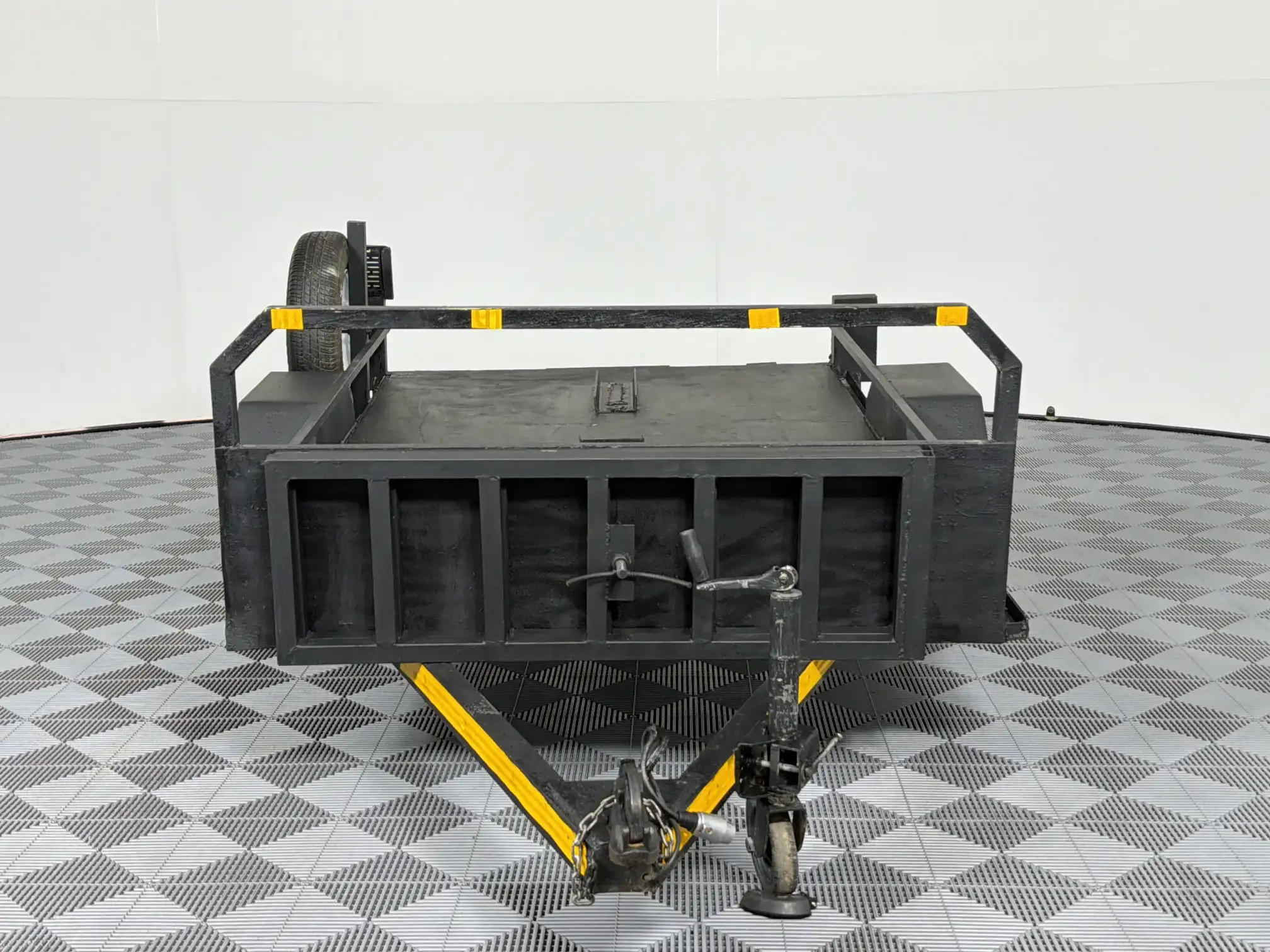 Custom Flatbed