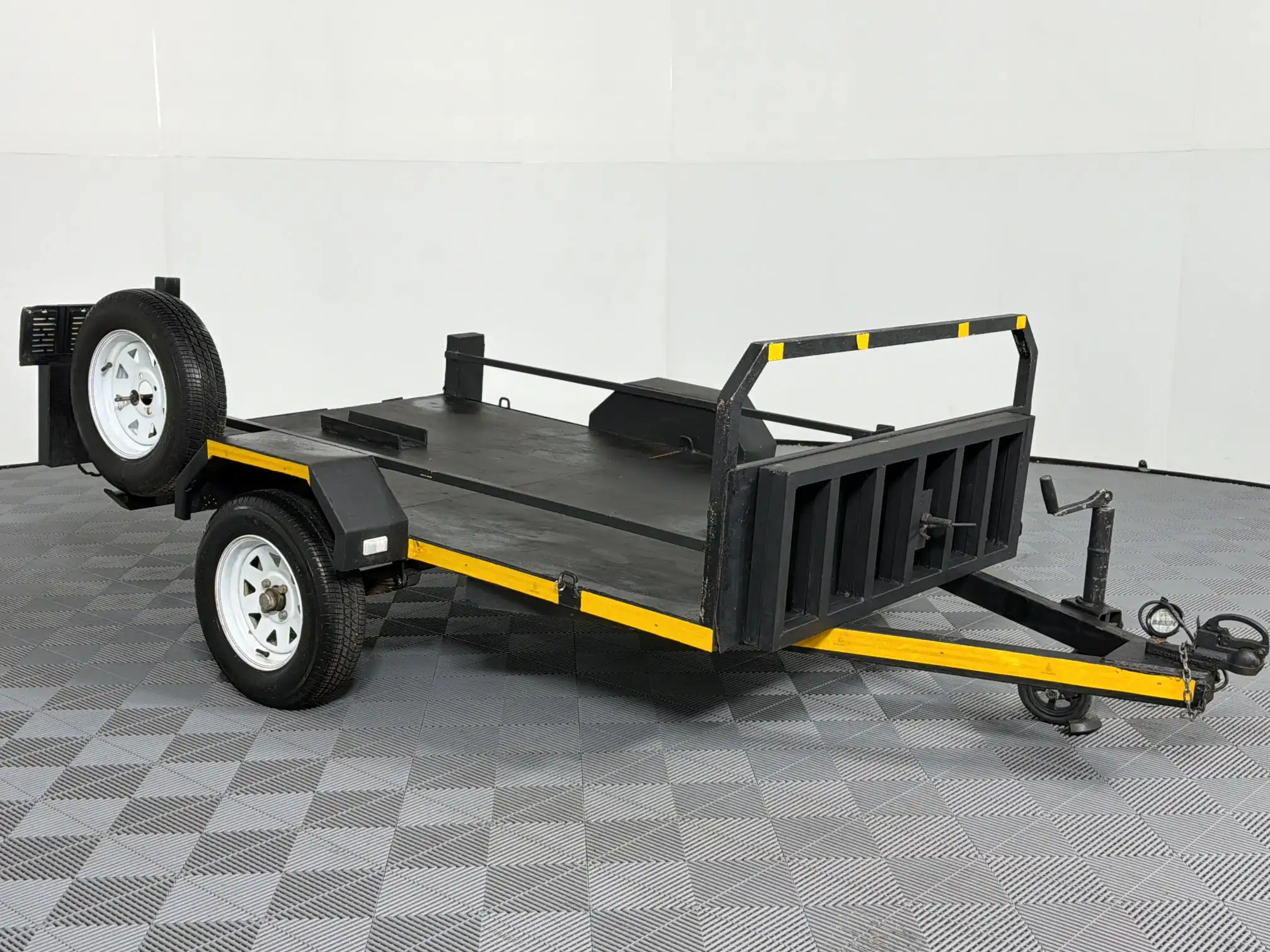 Custom Flatbed