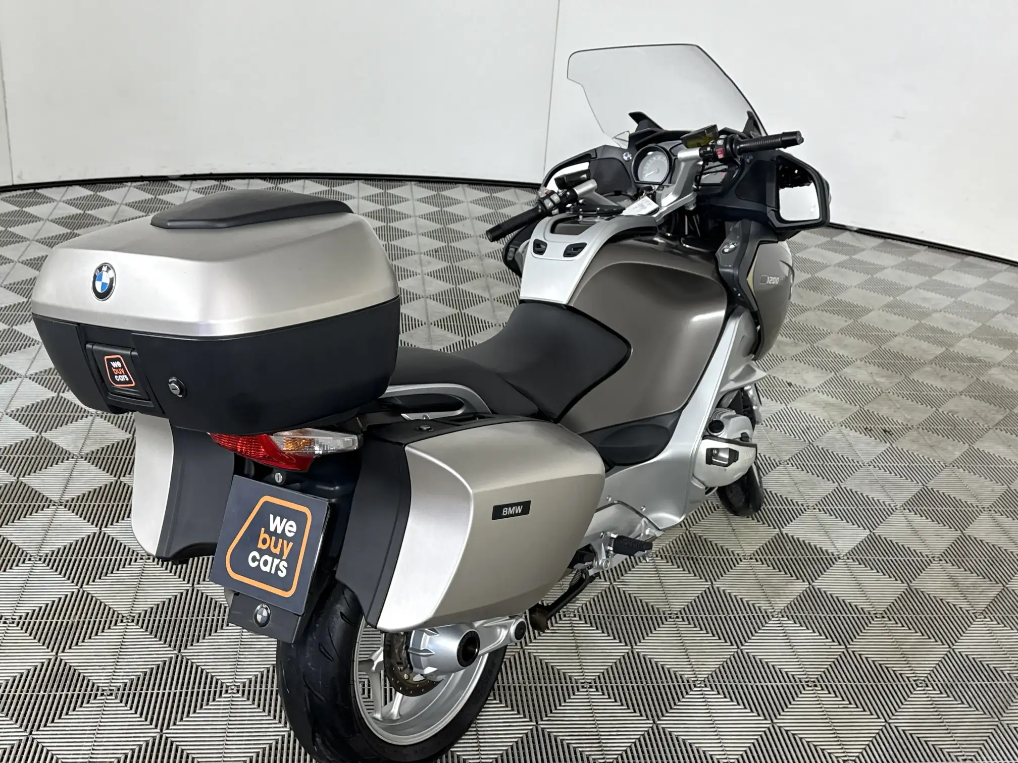 BMW R Series