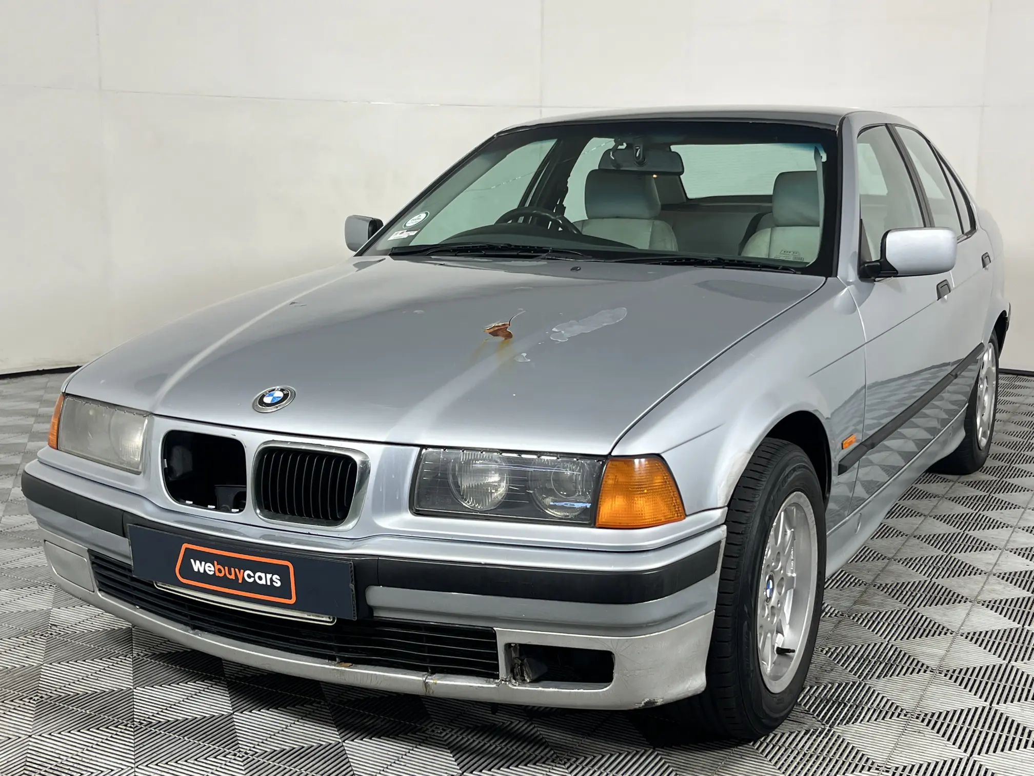 1997 BMW 3 Series 316i (E36)
