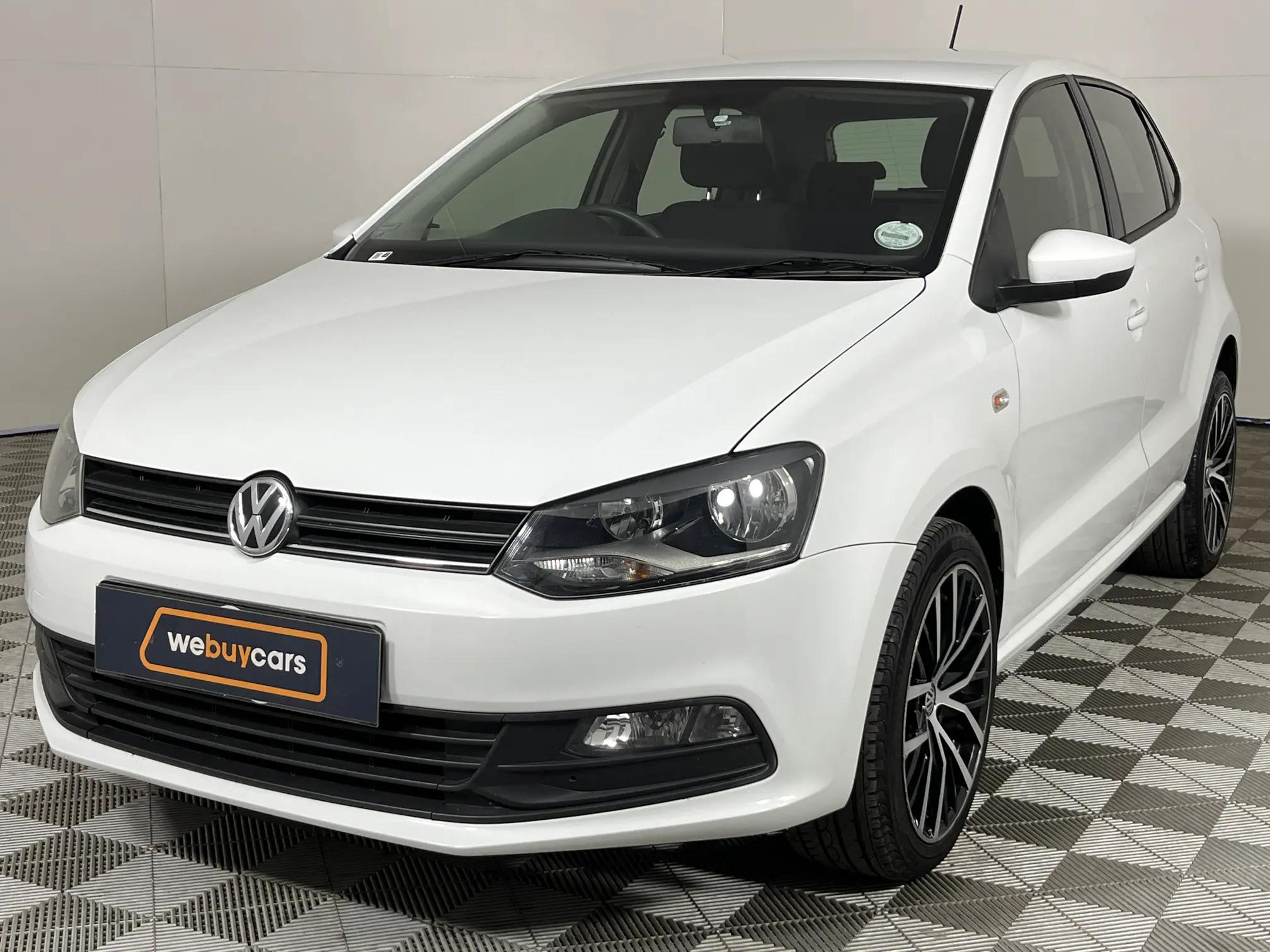 Volkswagen (VW) Polo Vivo 1.6 Hatch Comfortline Tiptronic 5 Door for ...