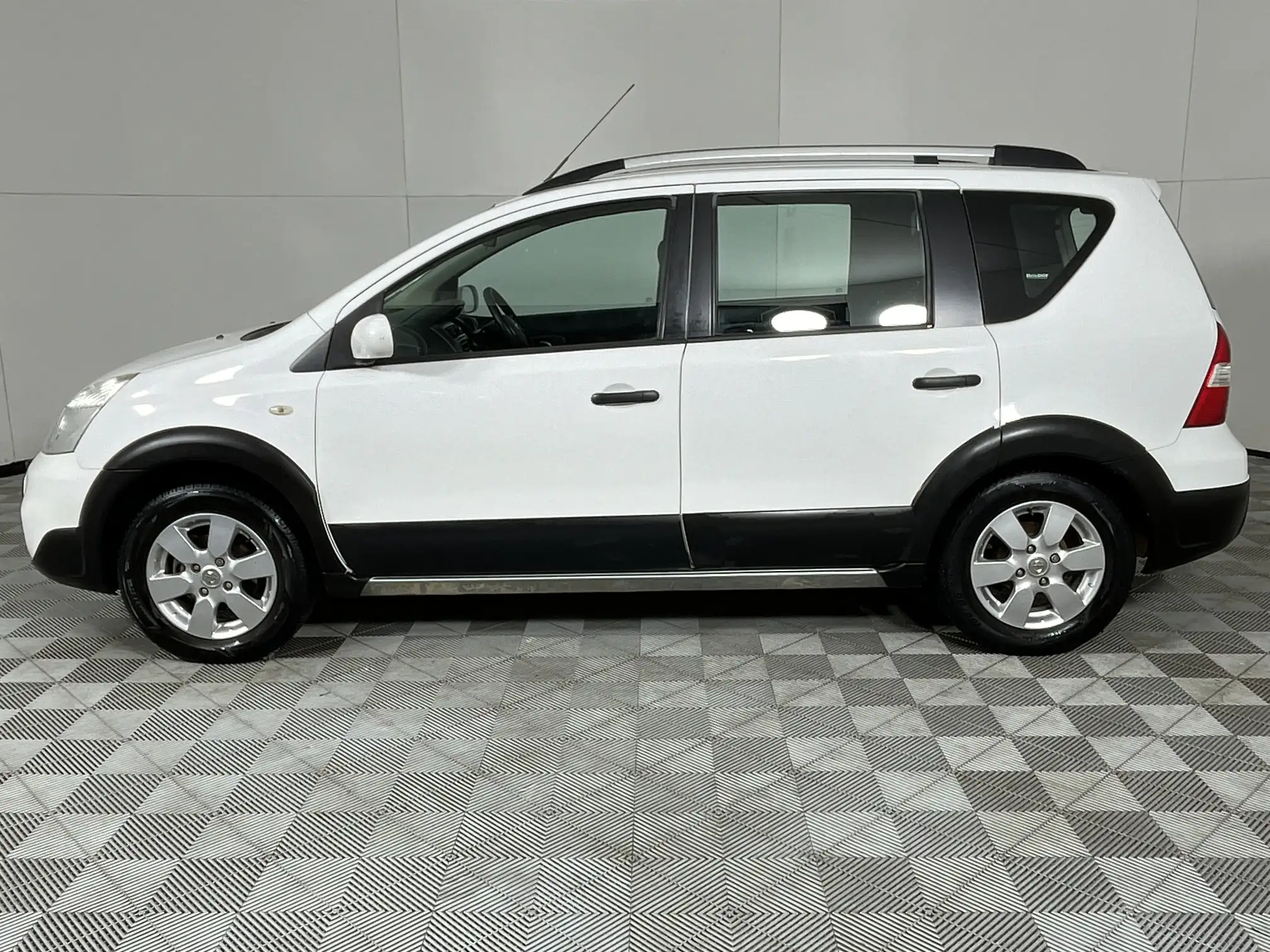 Nissan Livina