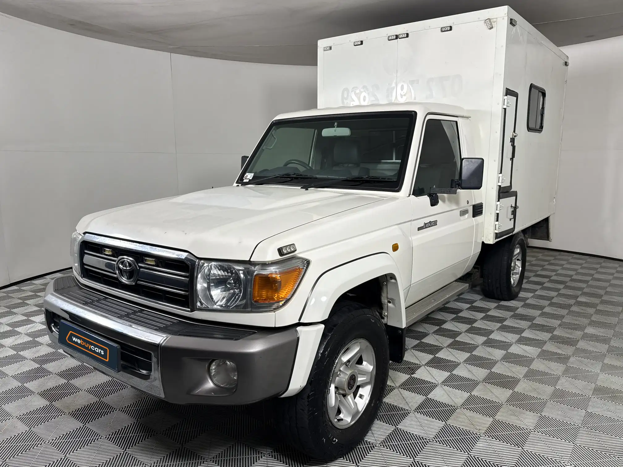 2019 Toyota Land Cruiser 79
