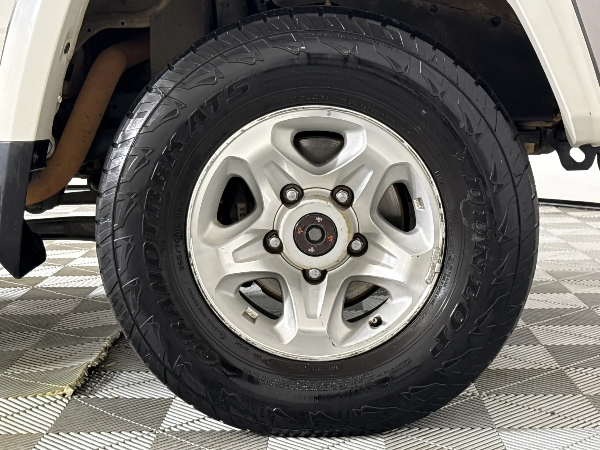 Toyota Land Cruiser 79