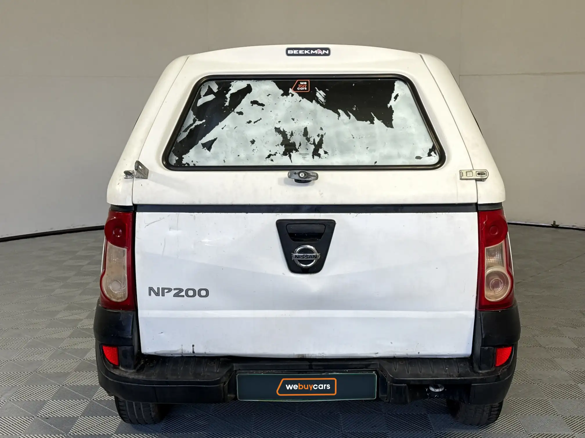 Nissan NP200