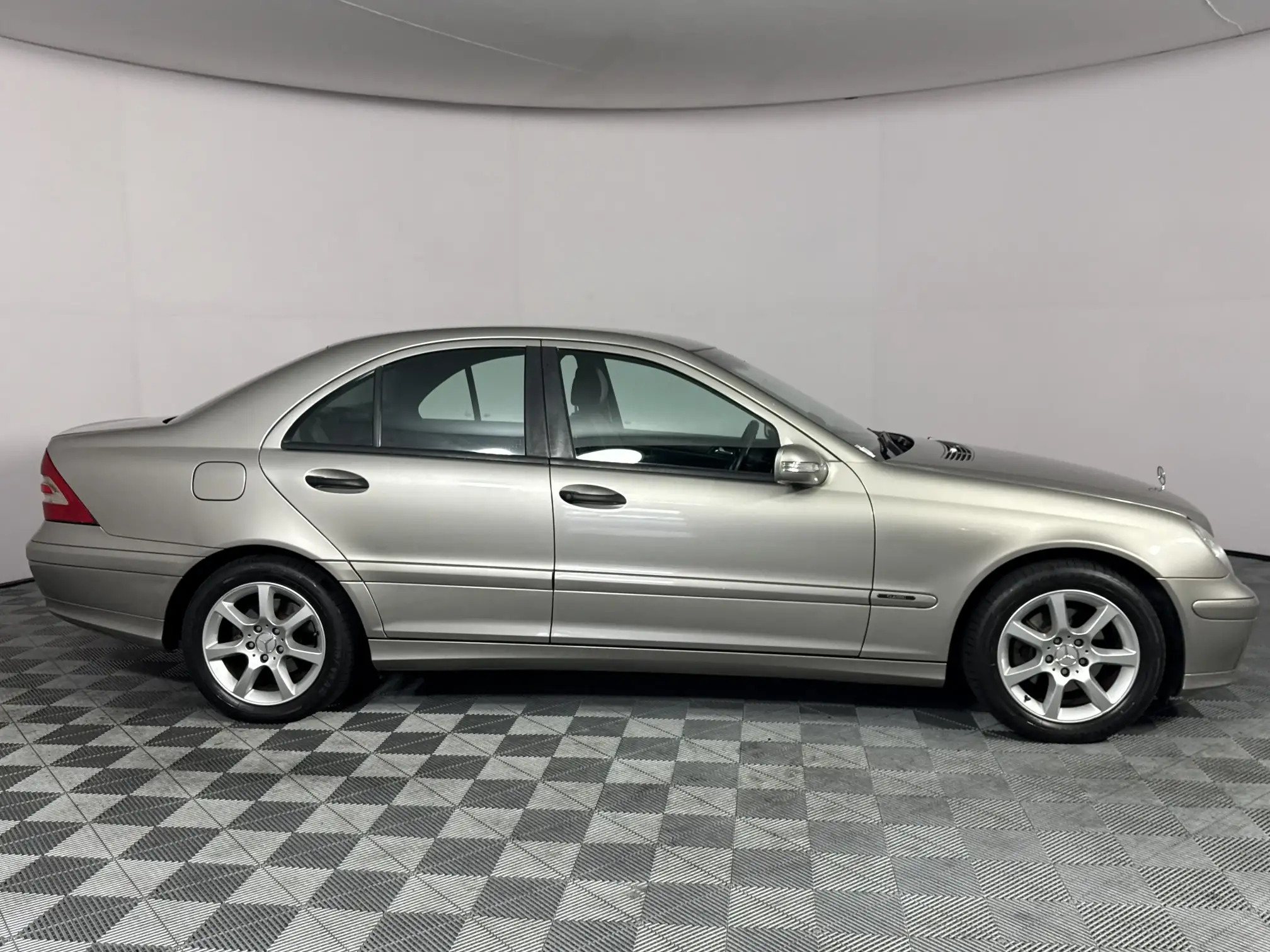 Mercedes-Benz C Class Sedan