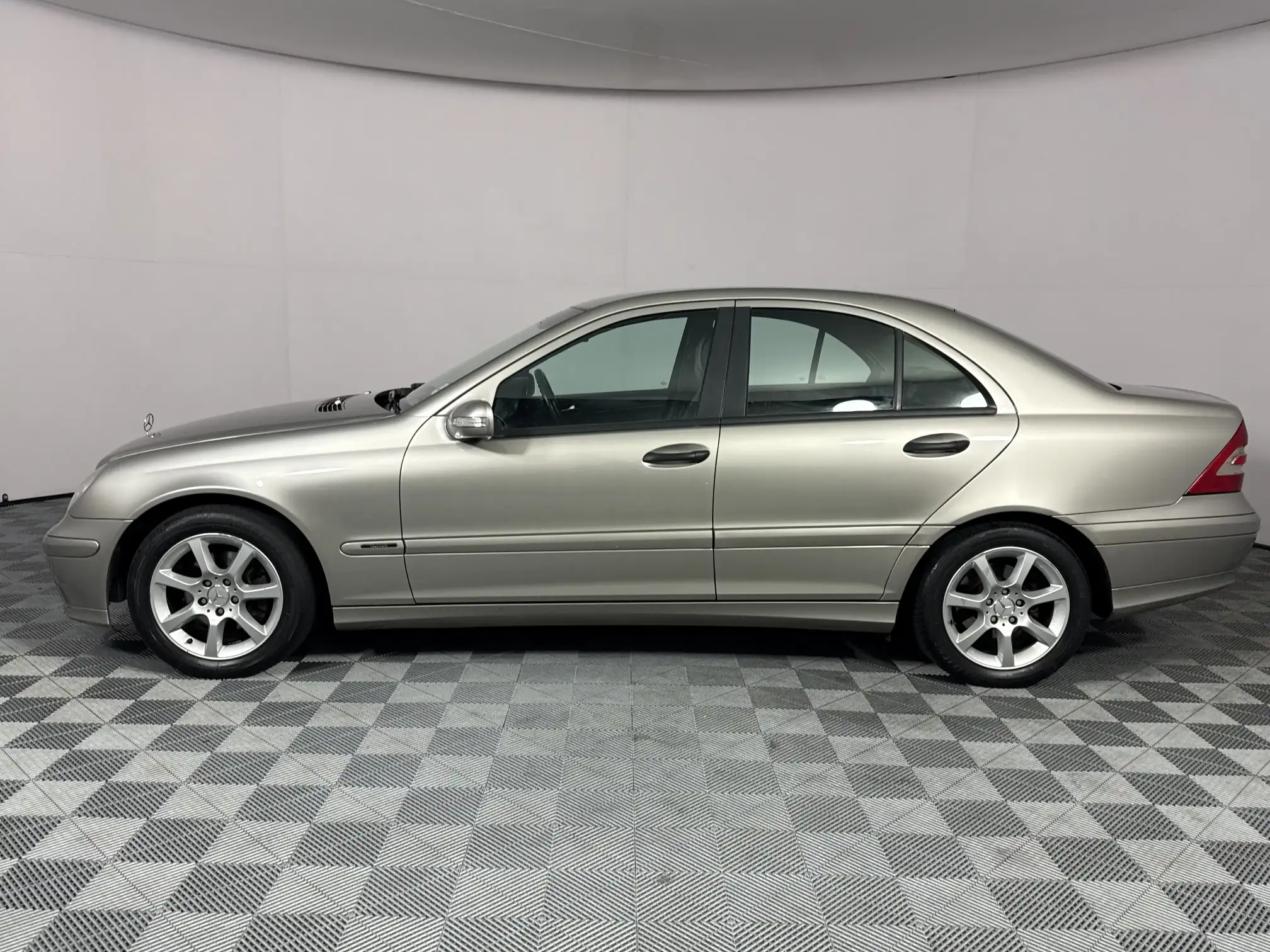 Mercedes-Benz C Class Sedan