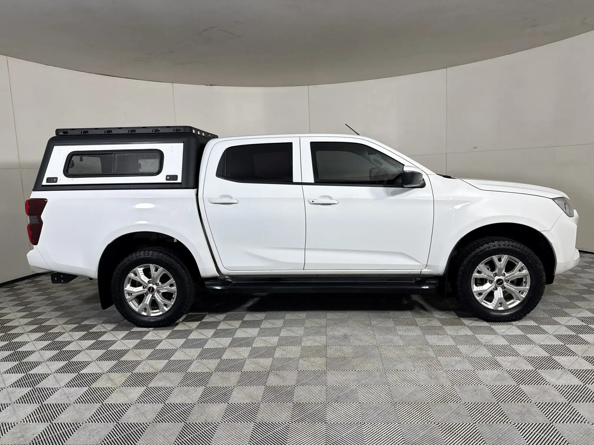 Isuzu D-MAX