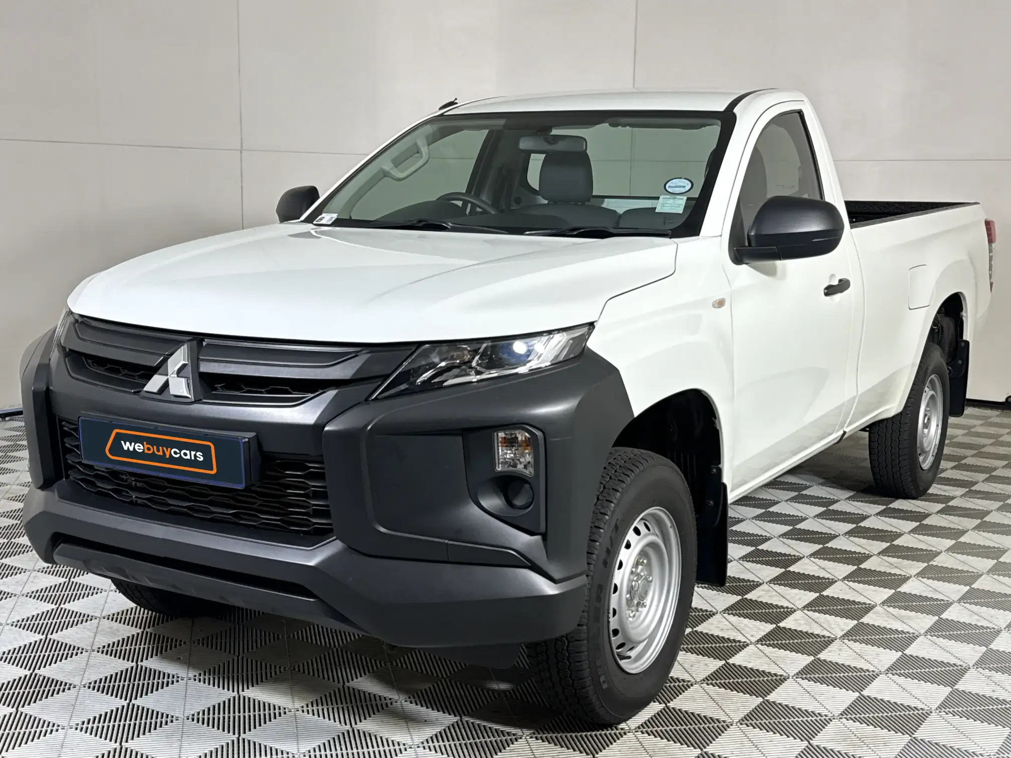 2025 Mitsubishi Triton