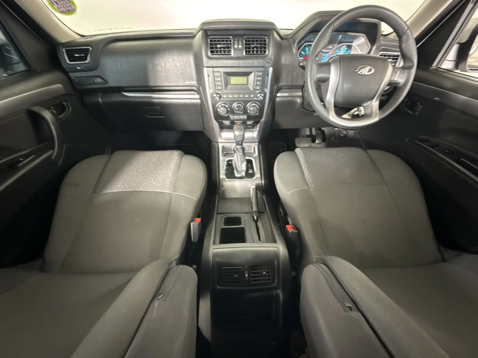 Mahindra PIK UP