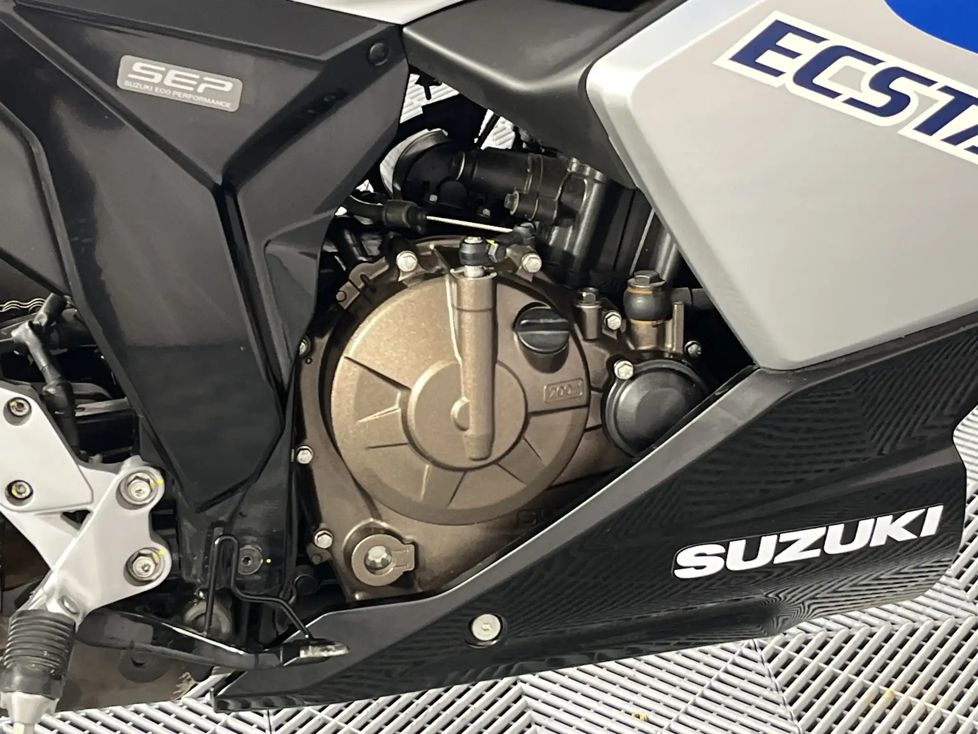 Suzuki GSX