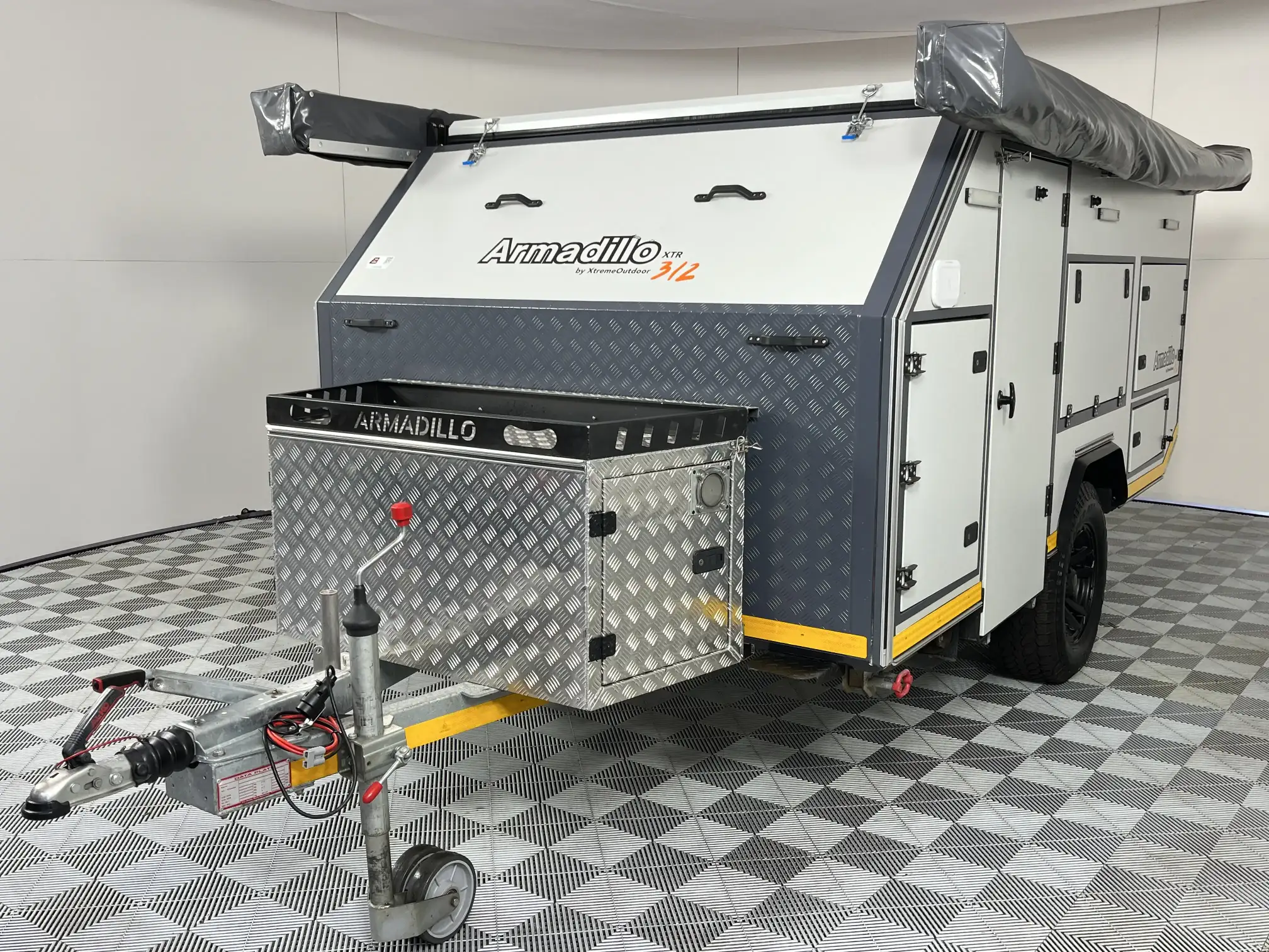 2025 Armadillo XTR