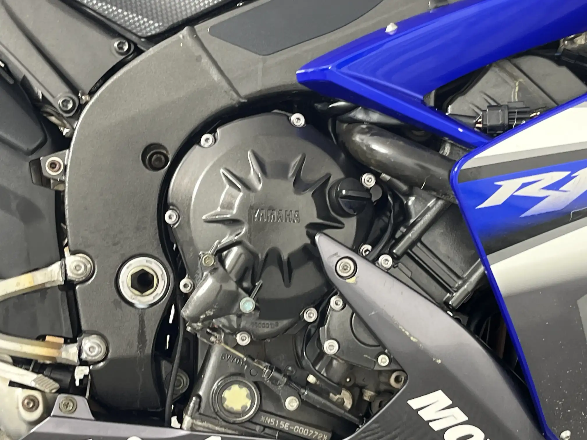 Yamaha YZF R1