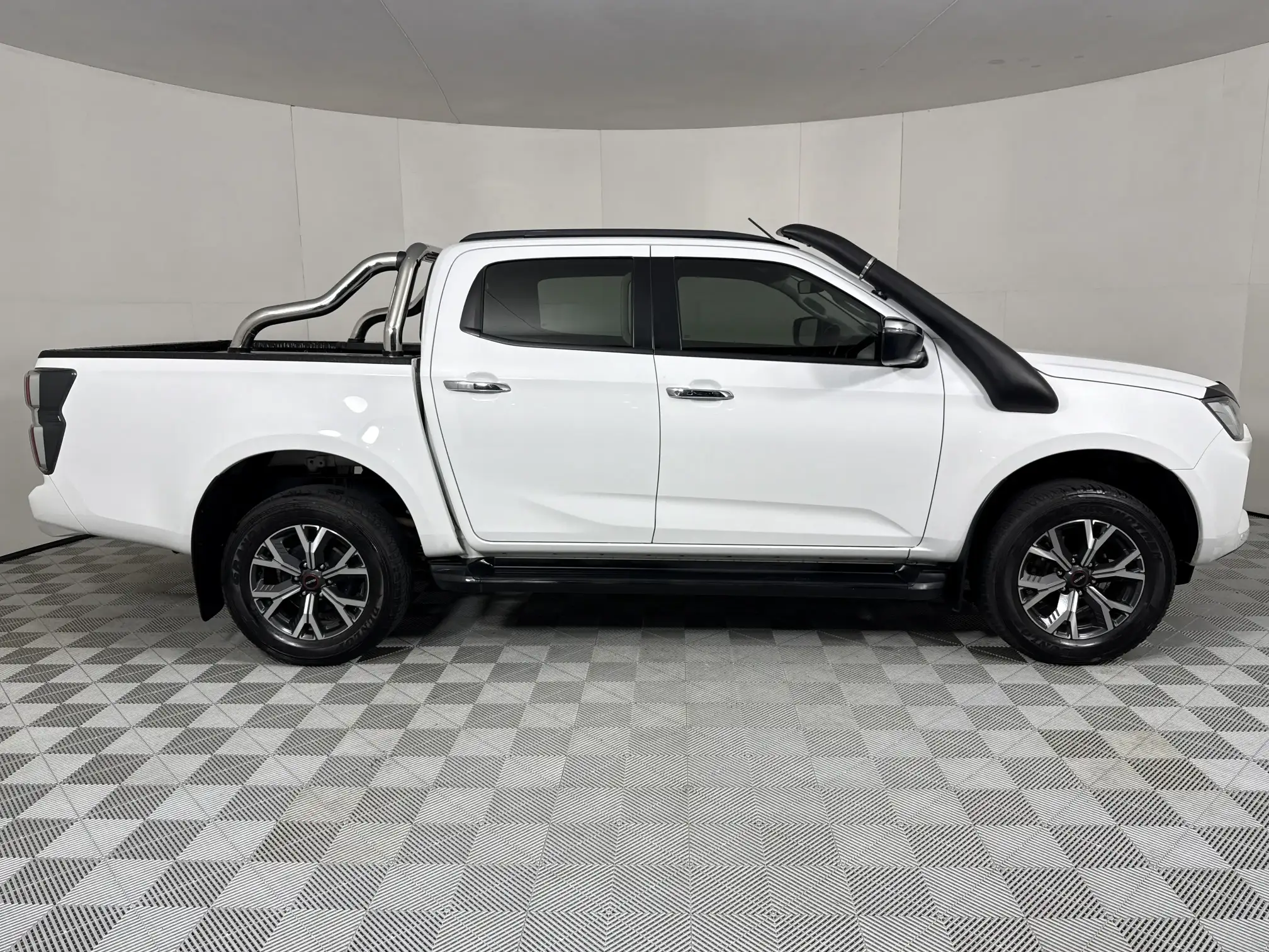 Isuzu D-MAX
