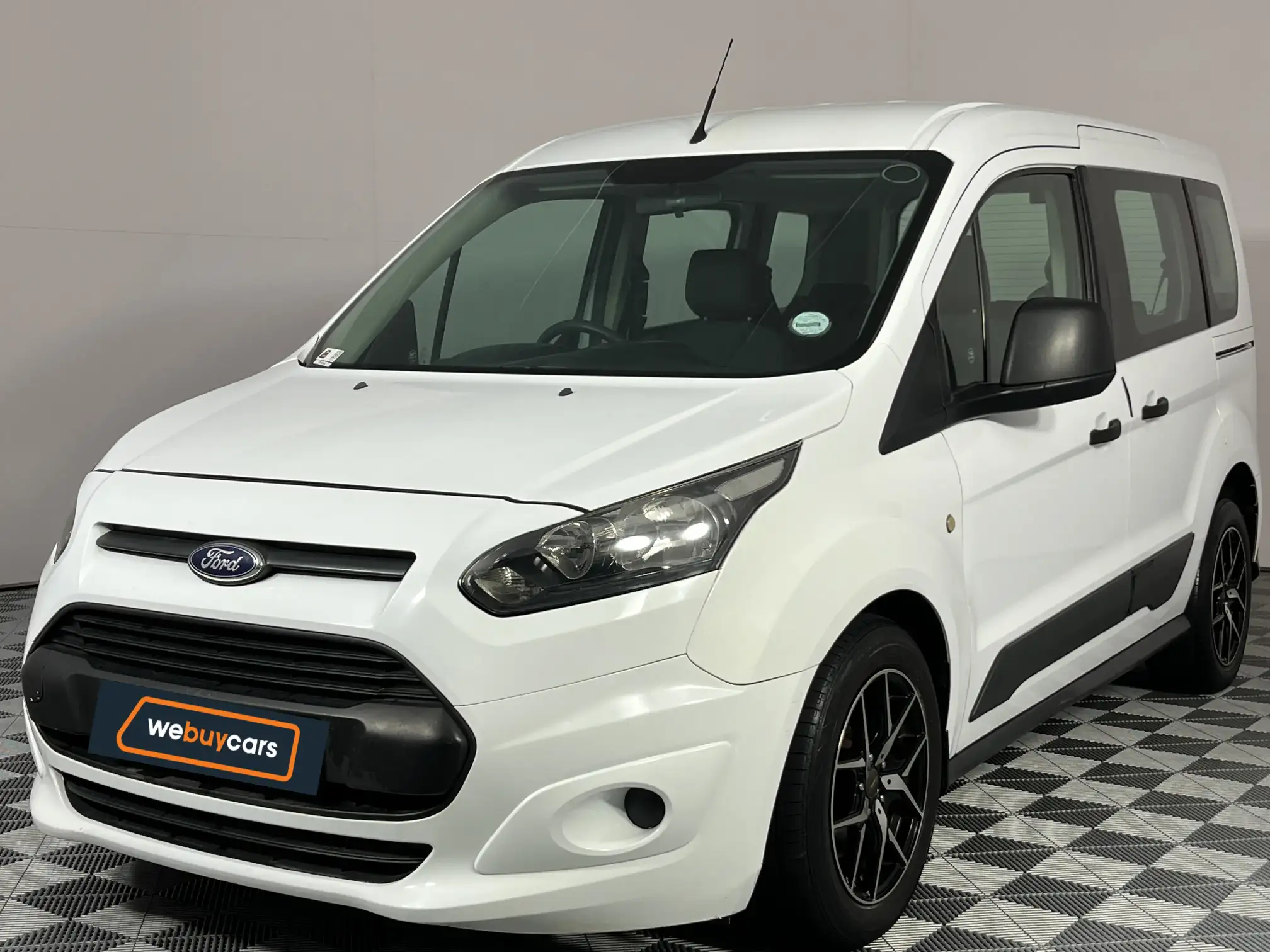 2015 Ford Tourneo Connect 1.0 Trend SWB at Lansdowne (WC) for sale Rundefined