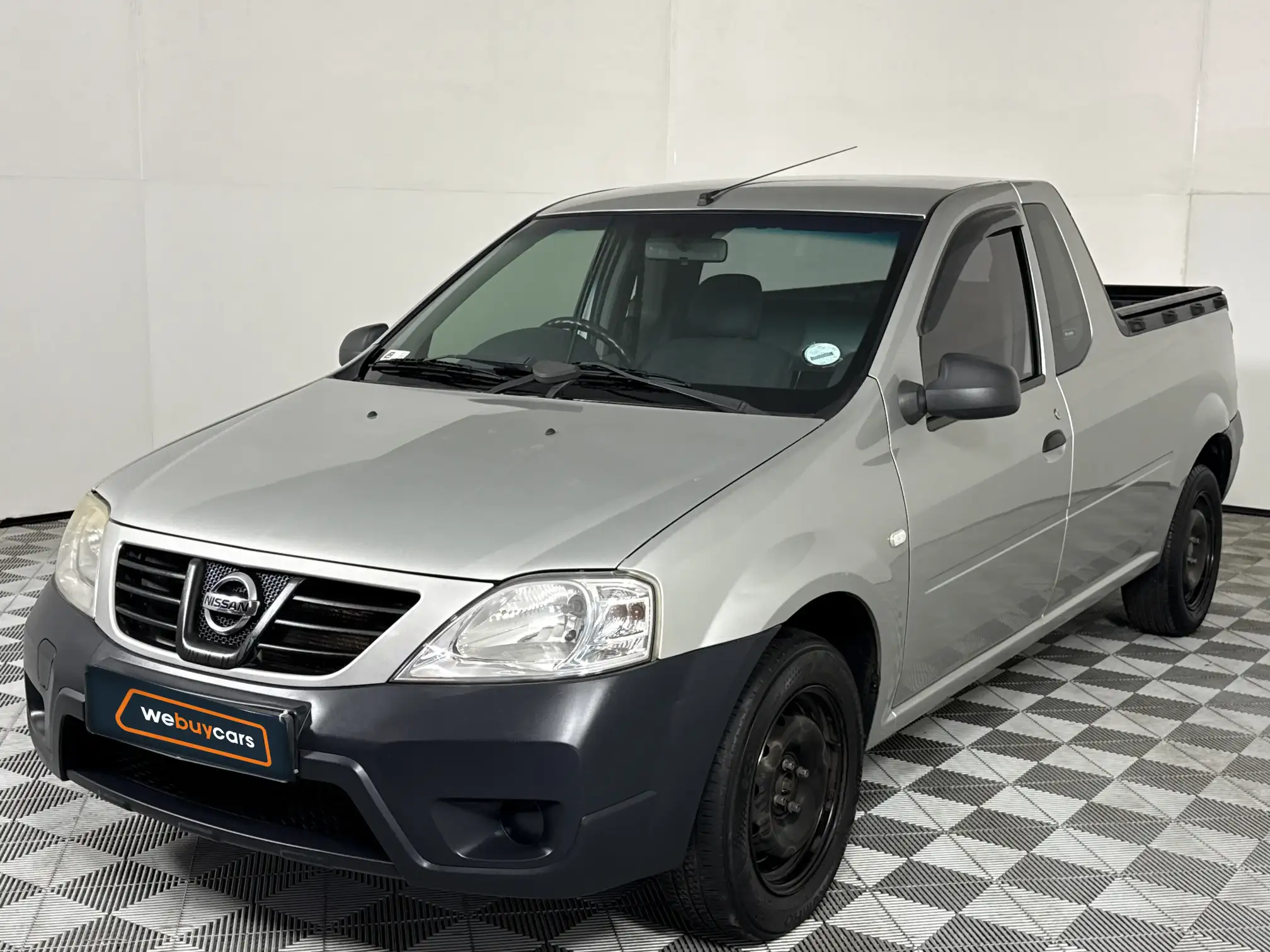 2015 Nissan NP200