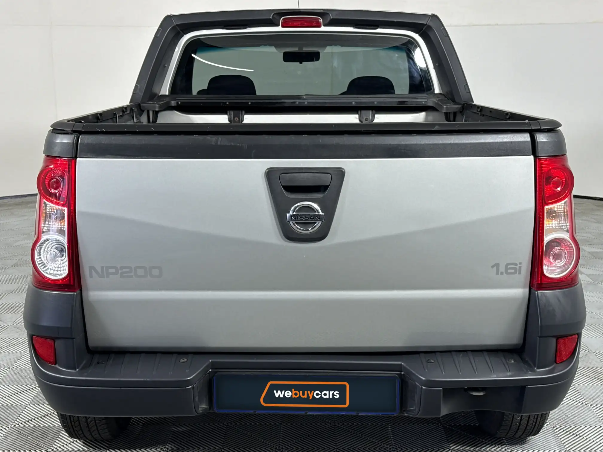 Nissan NP200