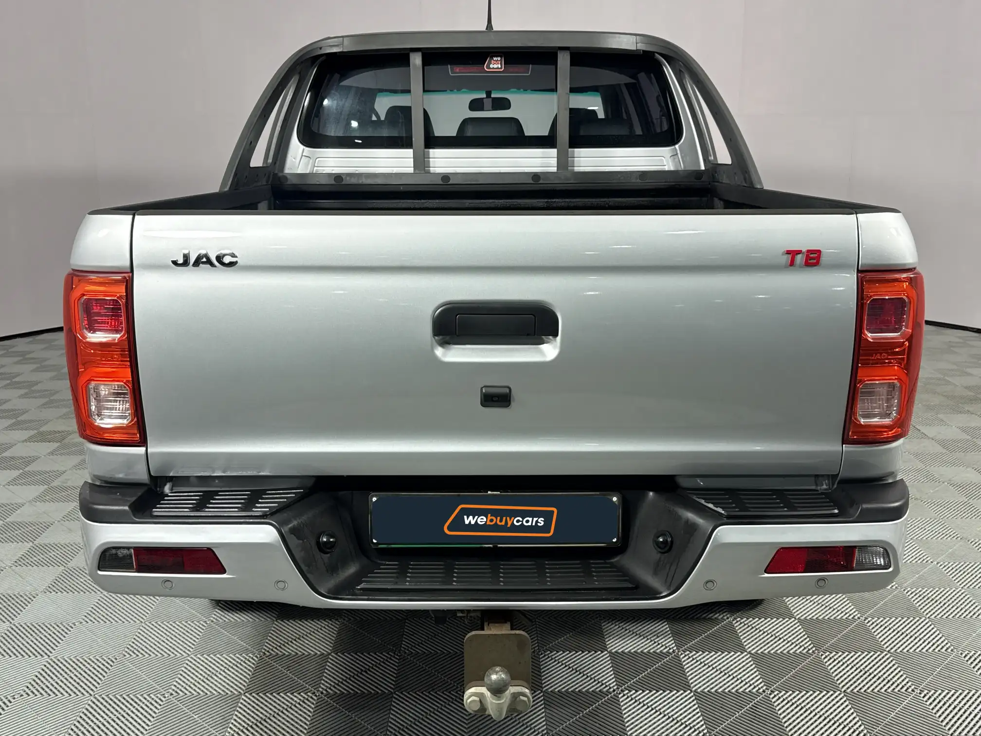 JAC T6