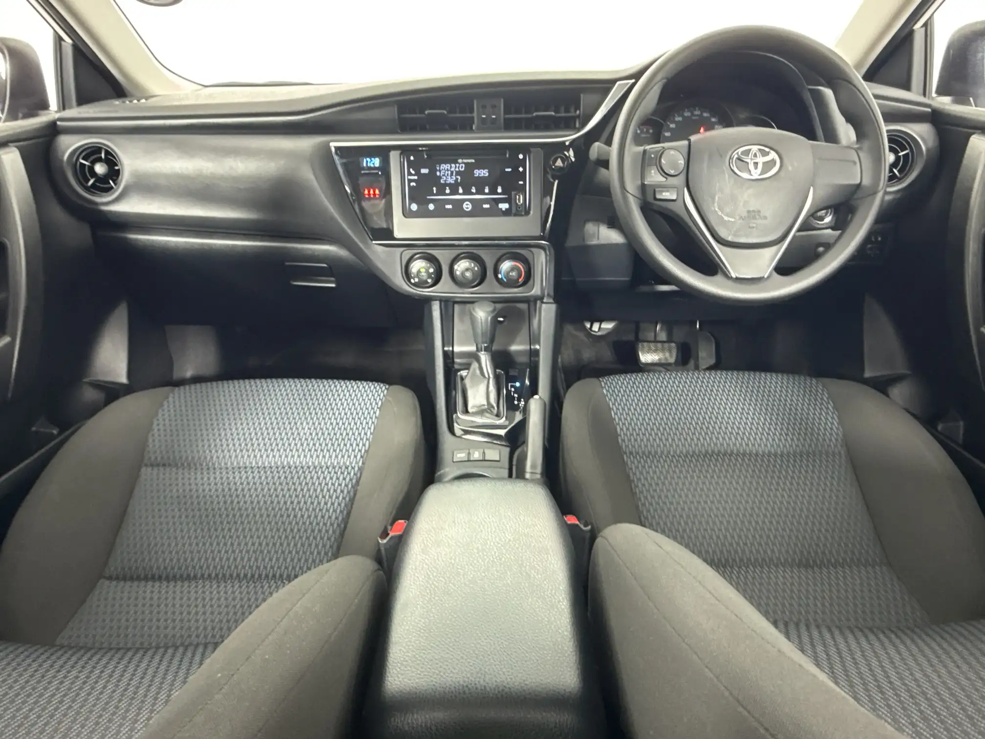 Toyota Corolla Quest