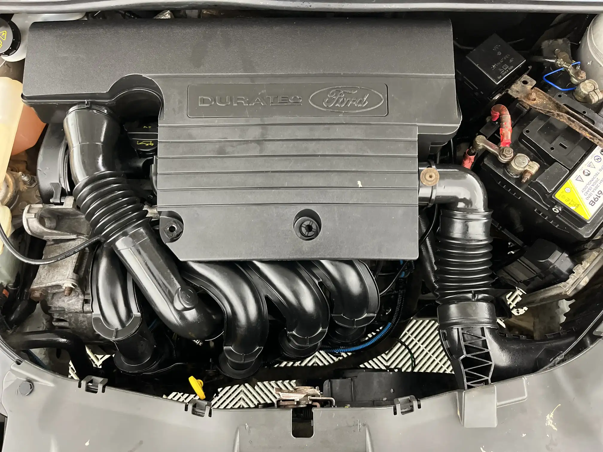 Ford Ikon