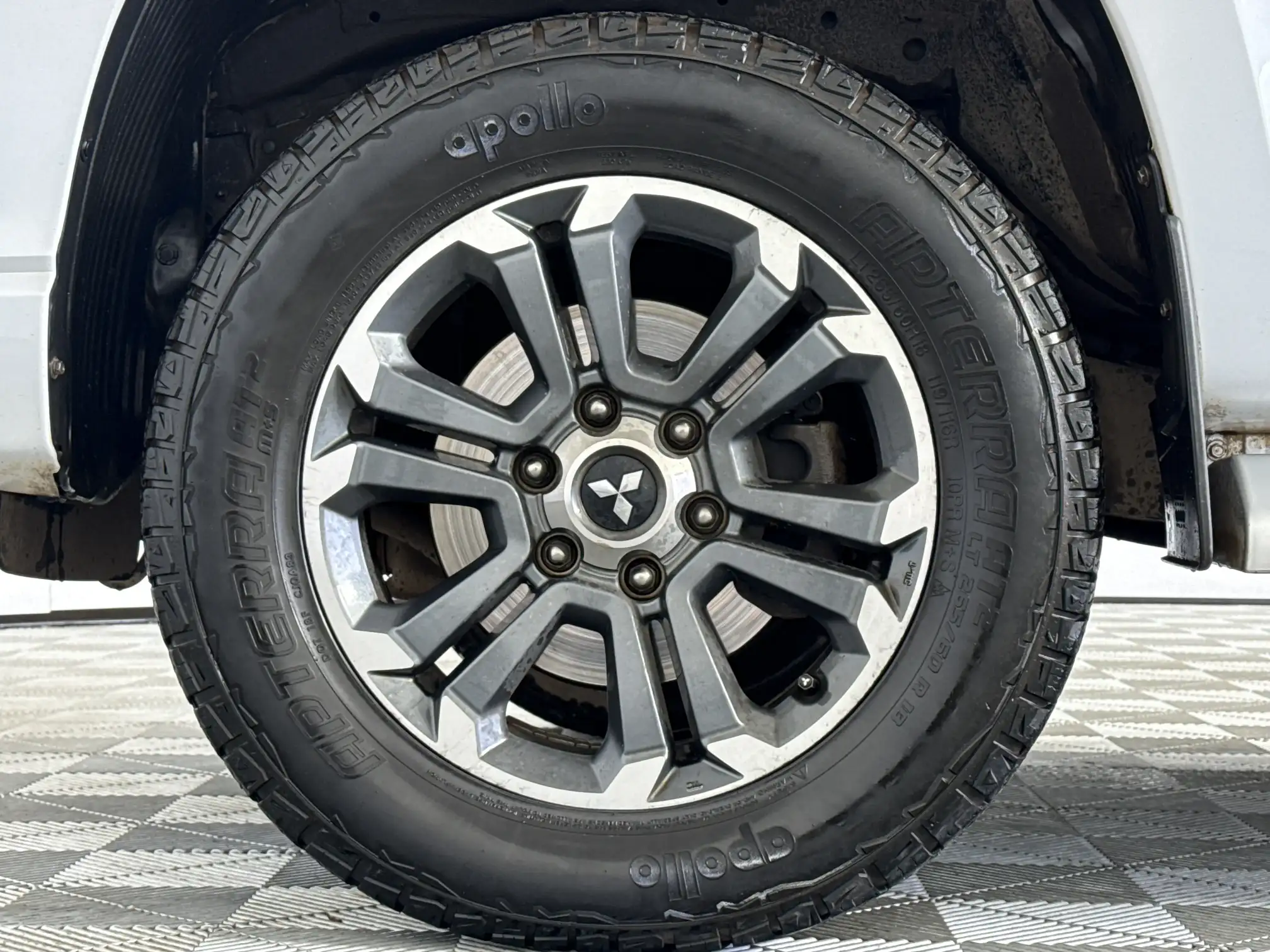 Mitsubishi Triton